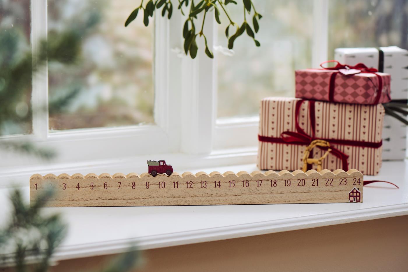 Christmas Calendar with car & christmas tree 1-24 - 2