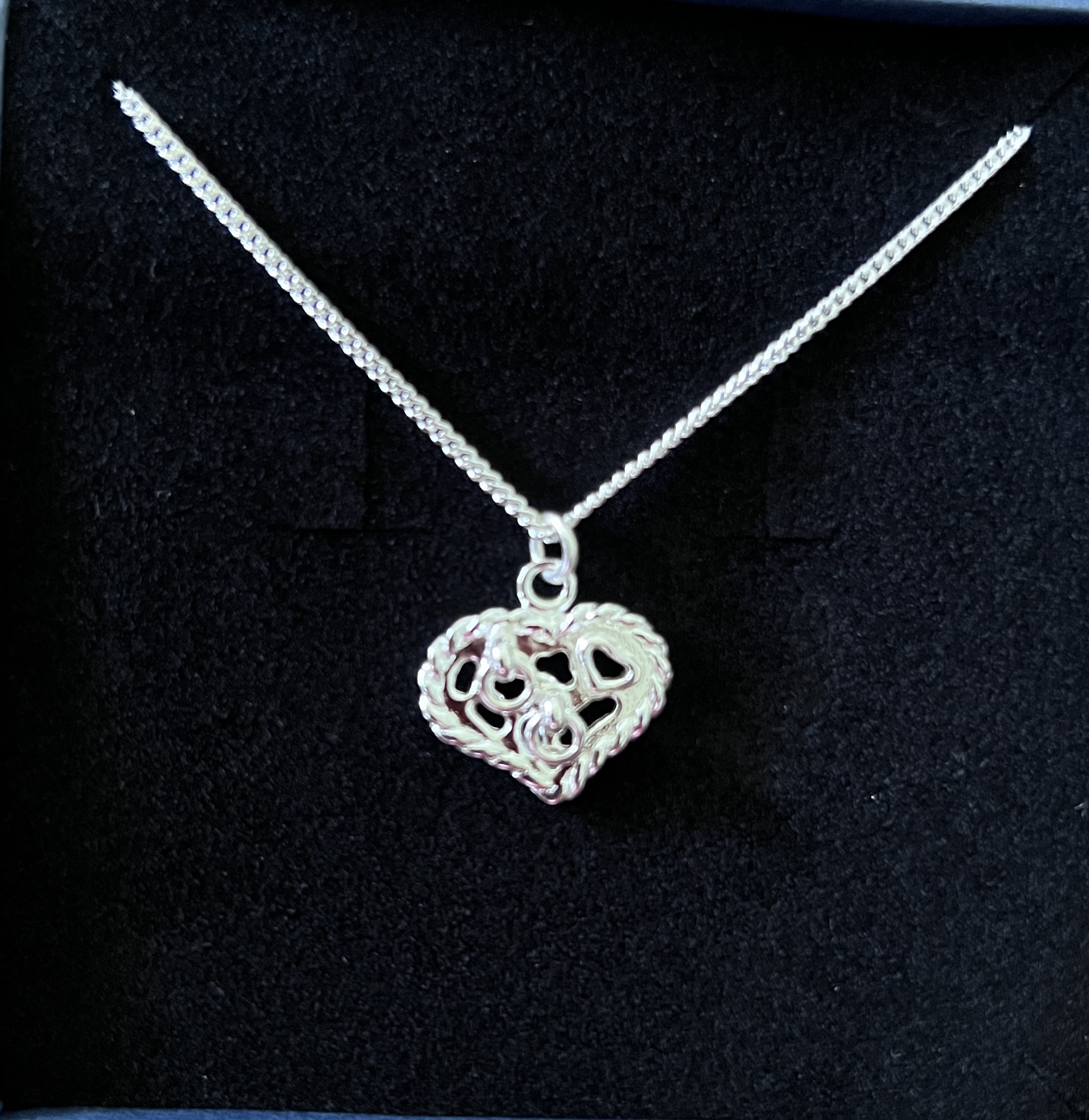 Halskette „Herz der Liebe“