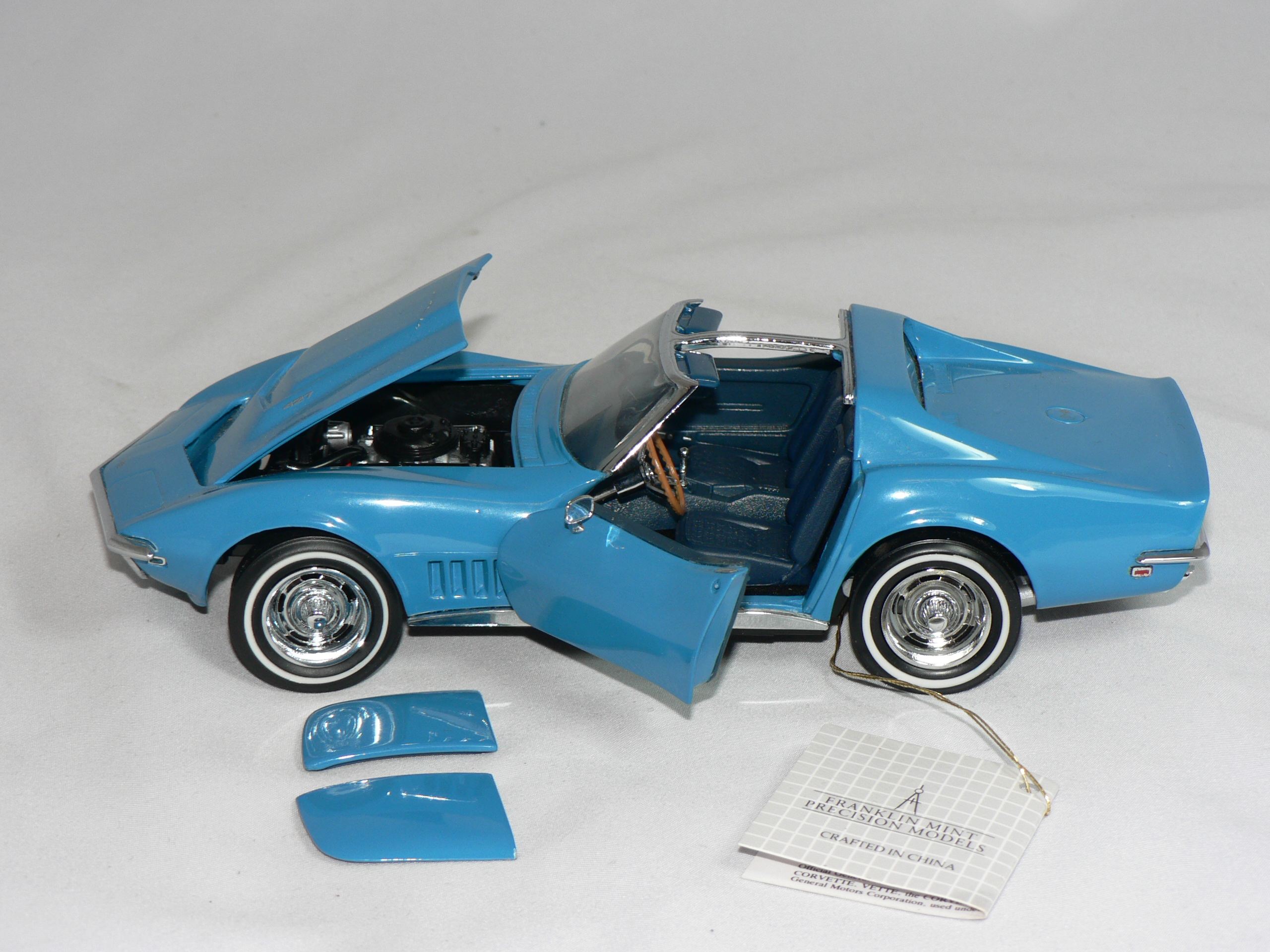 Chevrolet Corvette   1968   1:24  Franklin Mint - 3