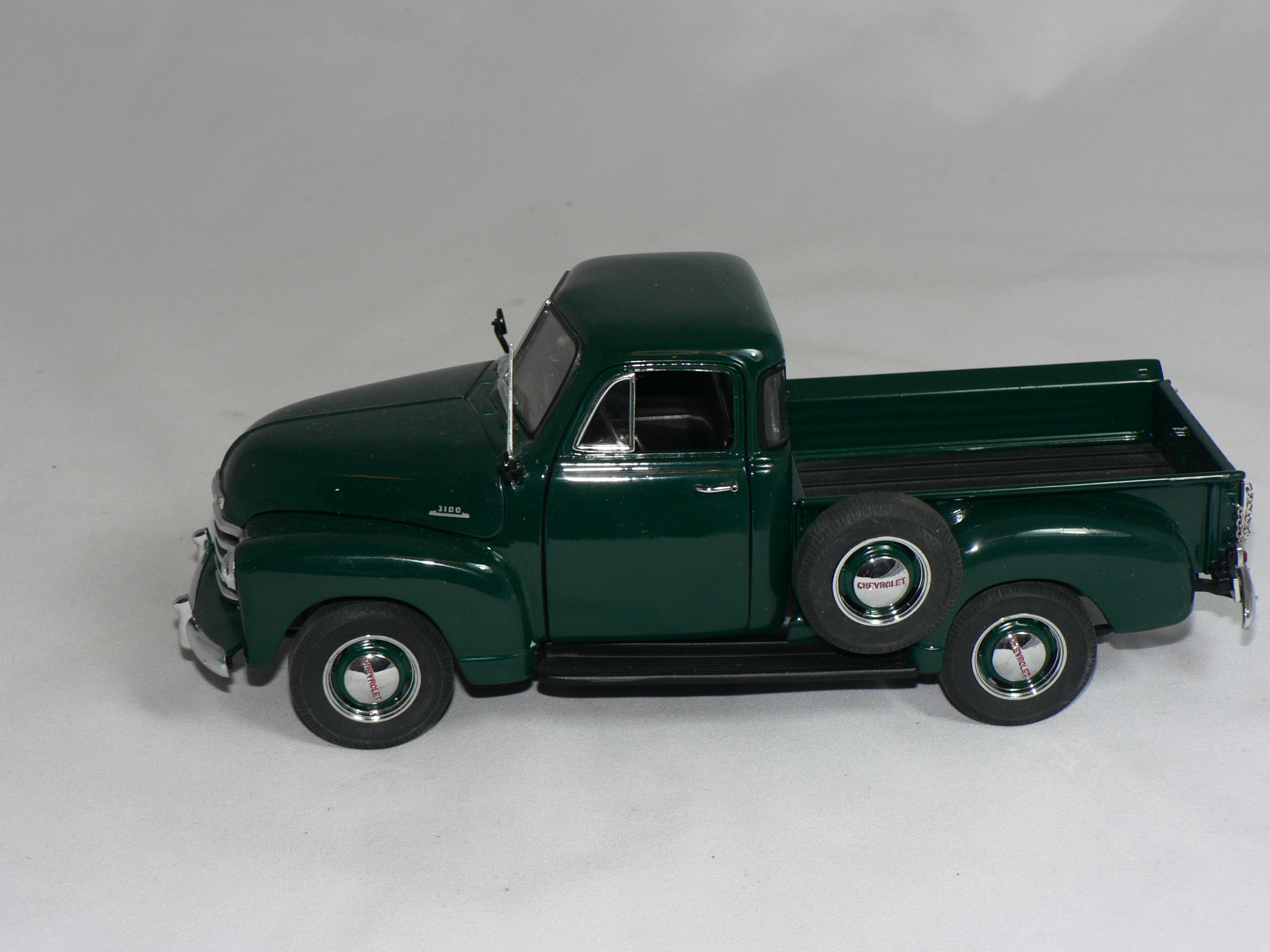 Chevrolet Pick Up  1953   1:24  Danbury Mint - 3