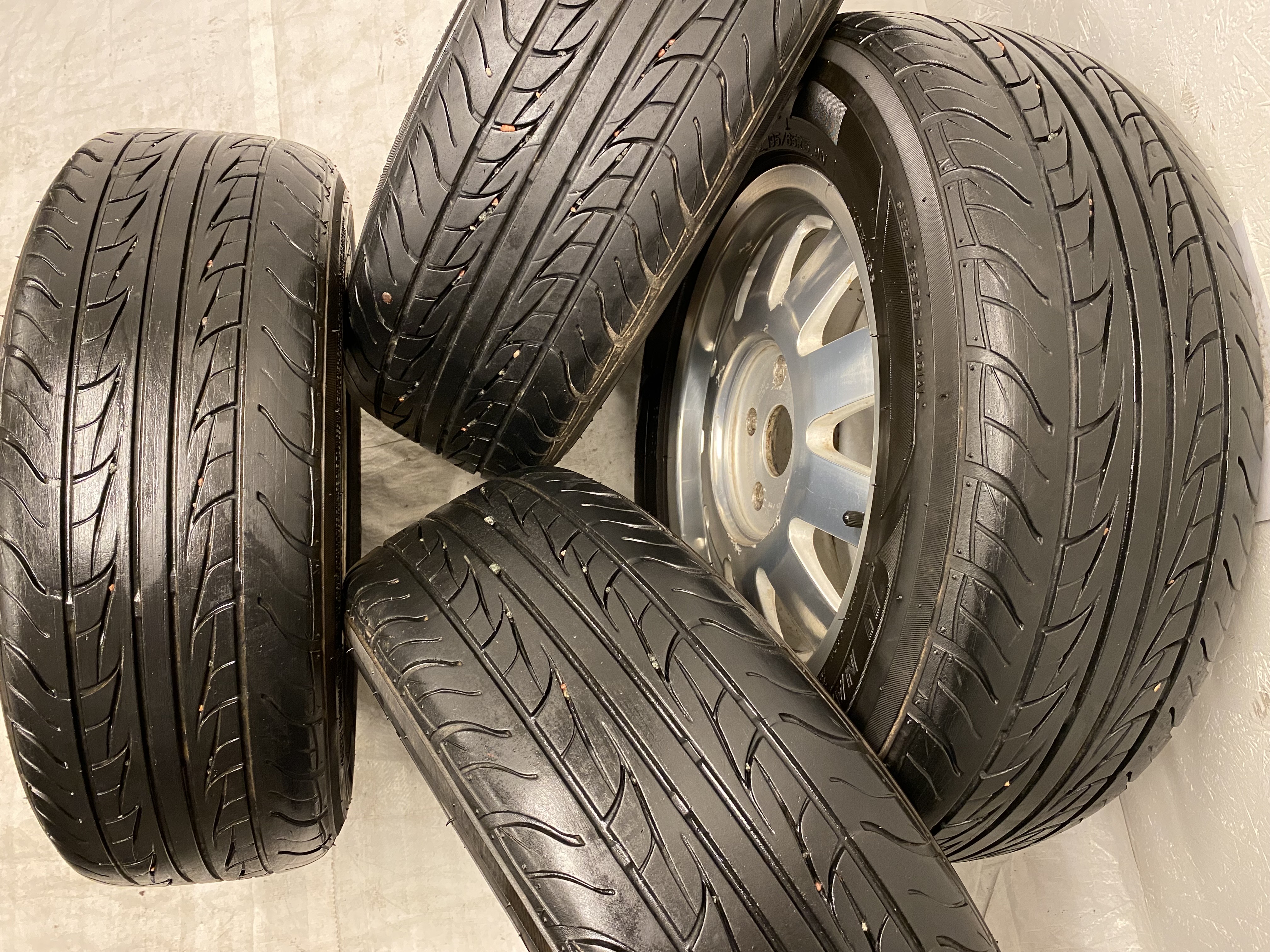 Kompletta Sommarhjul | 15" Audi 60102534282 | 5x112 6x15 ET45 57.1 + 195/65 R15 91V Nankang Toursport 611 | V01-2008 | 4.8mm | 4.8mm | 4.8mm | 4.2mm - 4