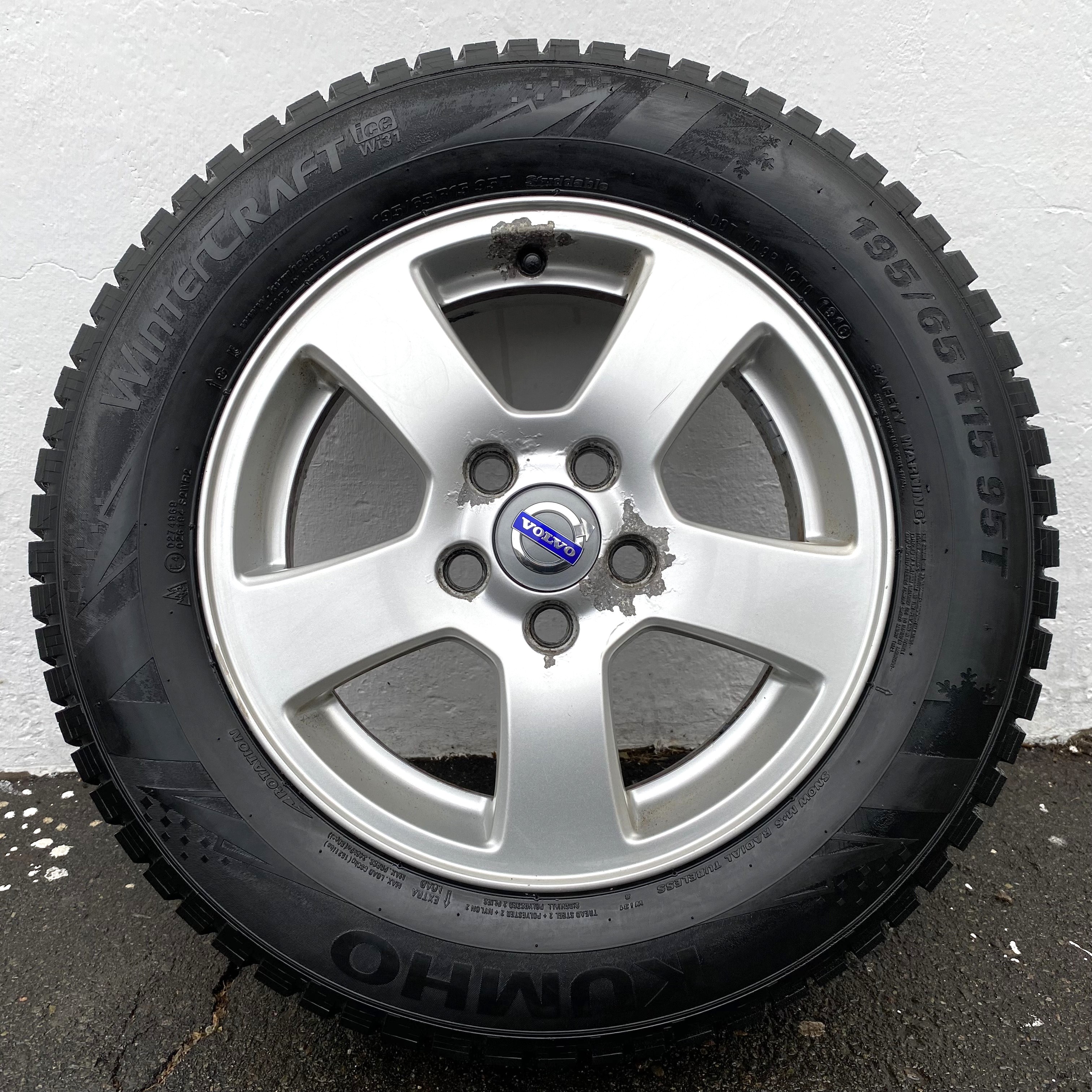 Kompletta Vinterhjul DUBB | 15" VOLVO 30714962 | 5x108 6x15 ET46 63.4 +  195/65 R15 Kumho Winter Craft Ice Wi31 | V14-2016 |8|8|8|8mm - 8