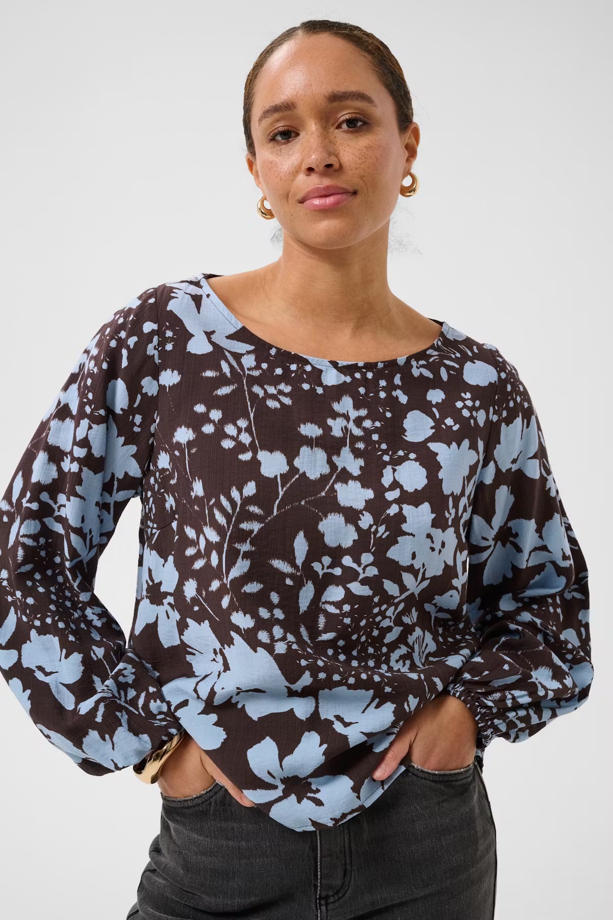 KAnadira blus