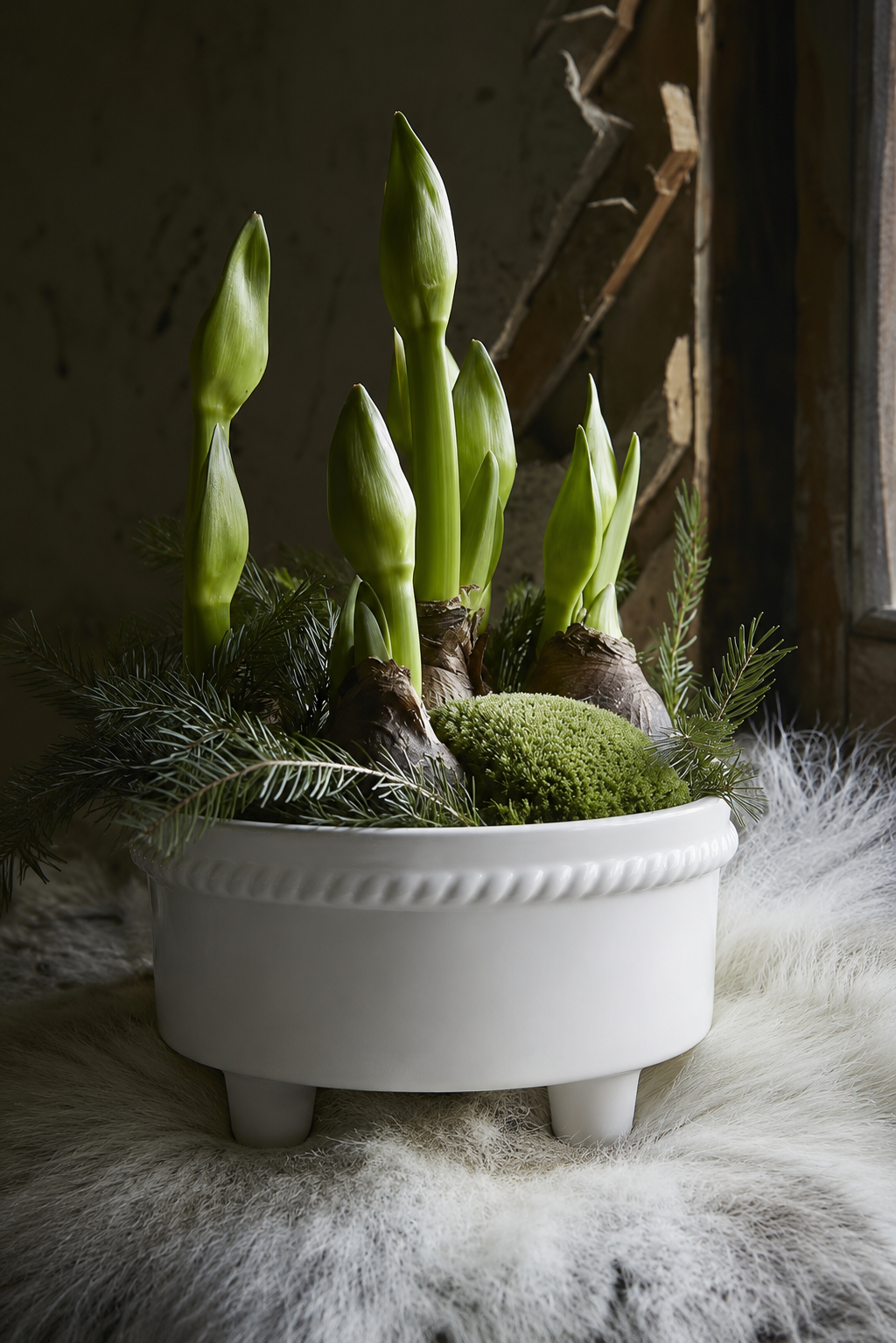 Pot with feets - White - 23x12 cm