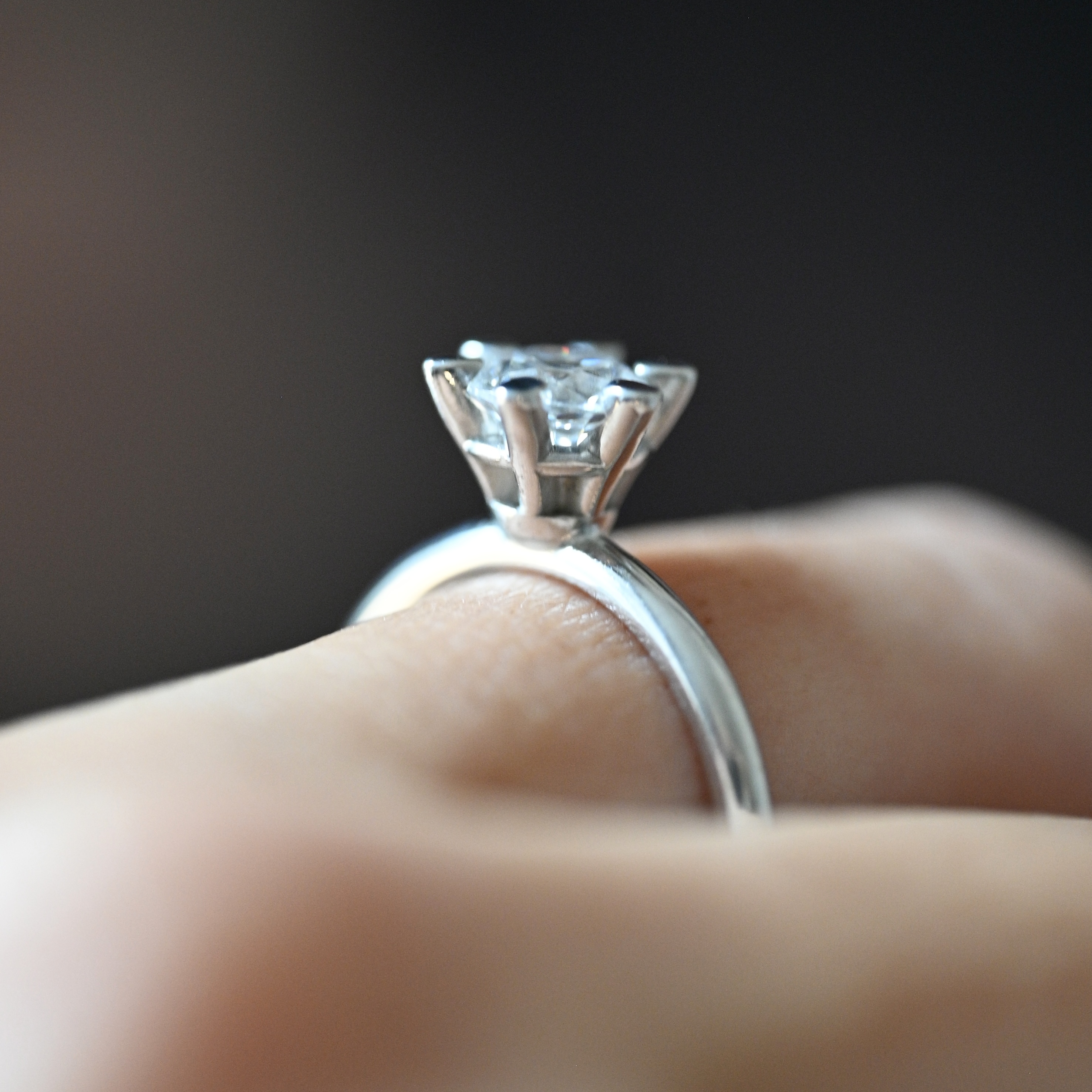 Ring solitär diamant 0,80 ct vitguld 18 karat 