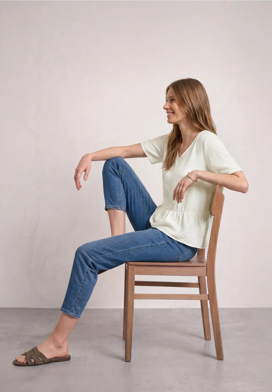 V-neck Blouse - Street One - 3
