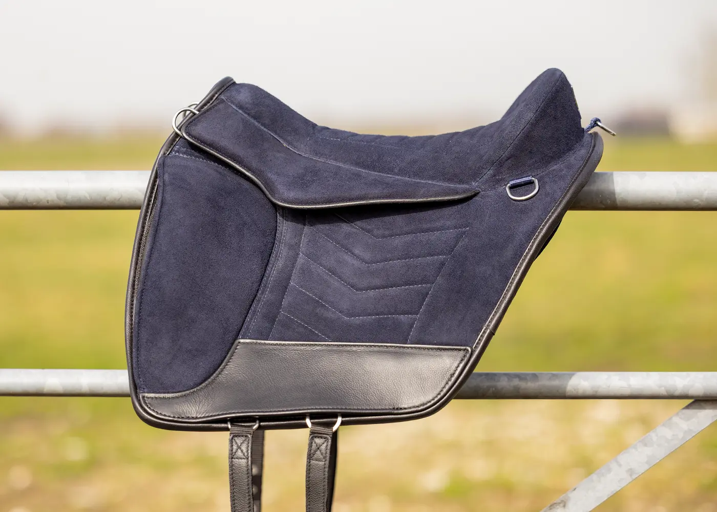 EDIX® Fusion Baroque bareback saddle, suede, navy