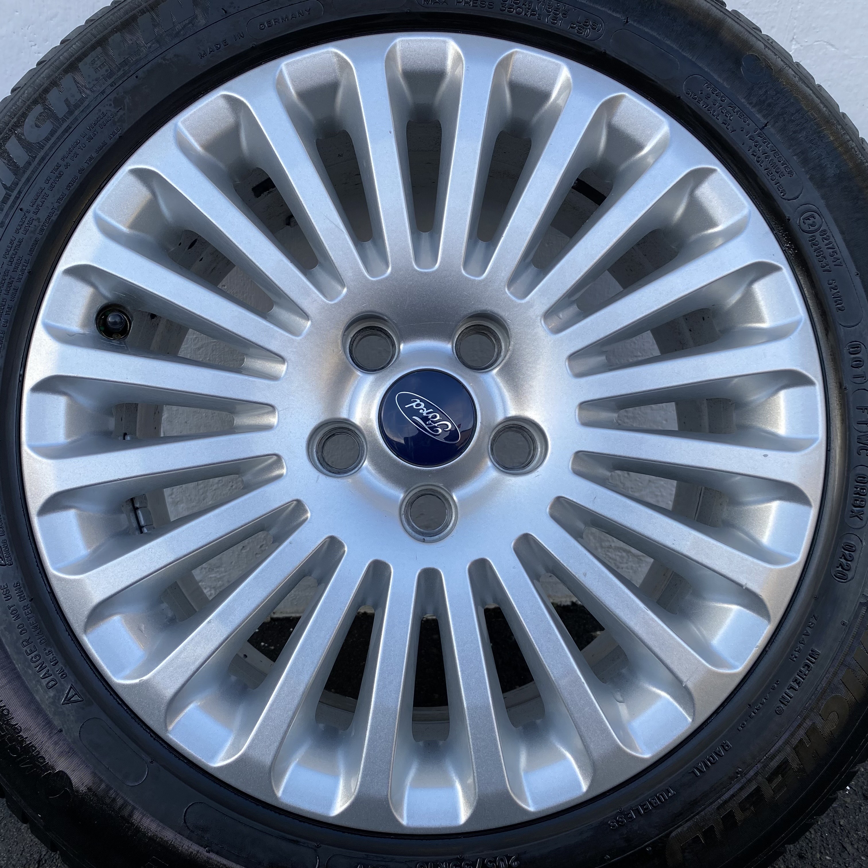 Kompletta Sommarhjul | 16" FORD | 5x108 7x16 ET50 63.4 + 205/55 R16 91V Michelin Primacy 4 | V02-2020 | 5.6mm | 5.6m | 5.2mm | 5.2mm  - 13