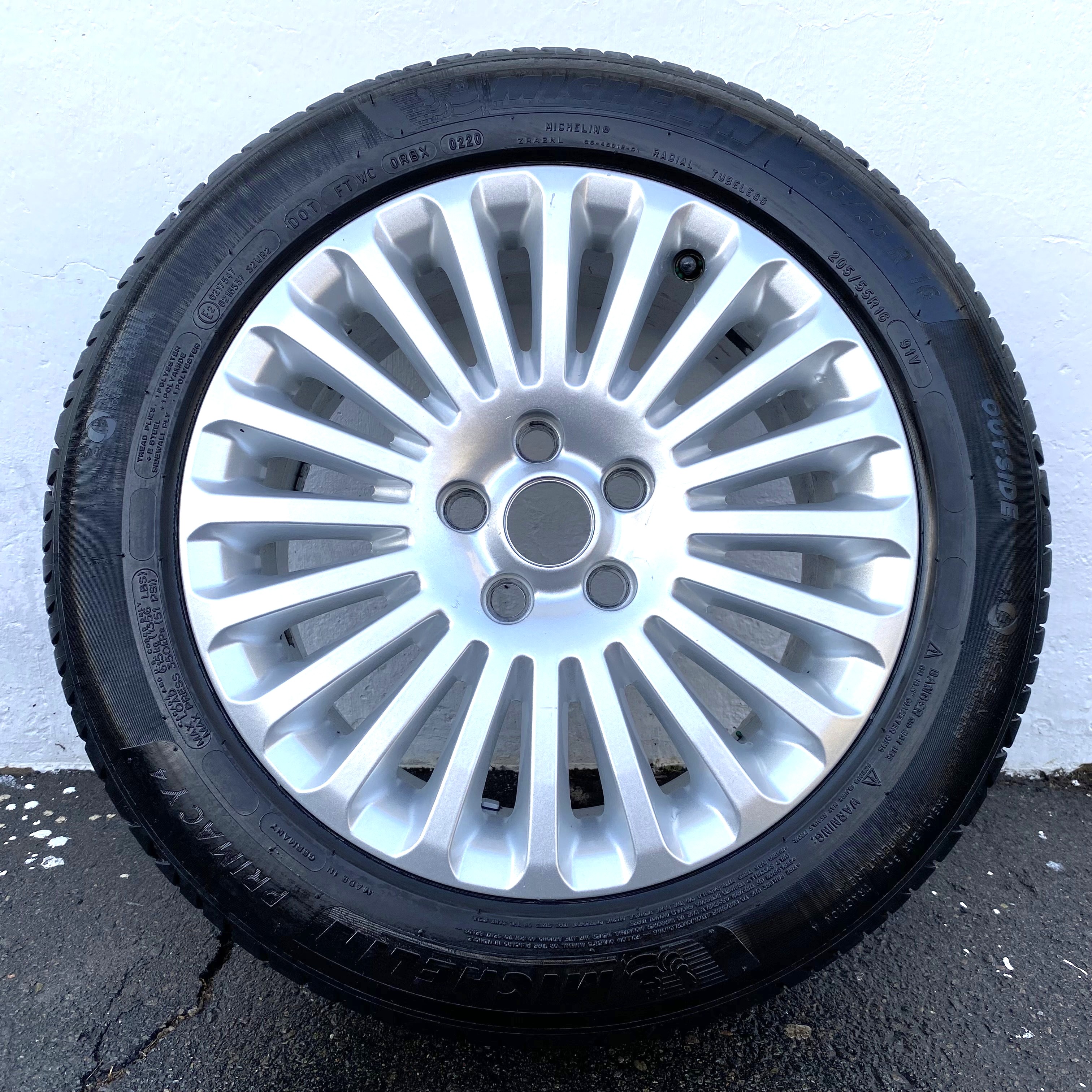Kompletta Sommarhjul | 16" FORD | 5x108 7x16 ET50 63.4 + 205/55 R16 91V Michelin Primacy 4 | V02-2020 | 5.6mm | 5.6m | 5.2mm | 5.2mm  - 8