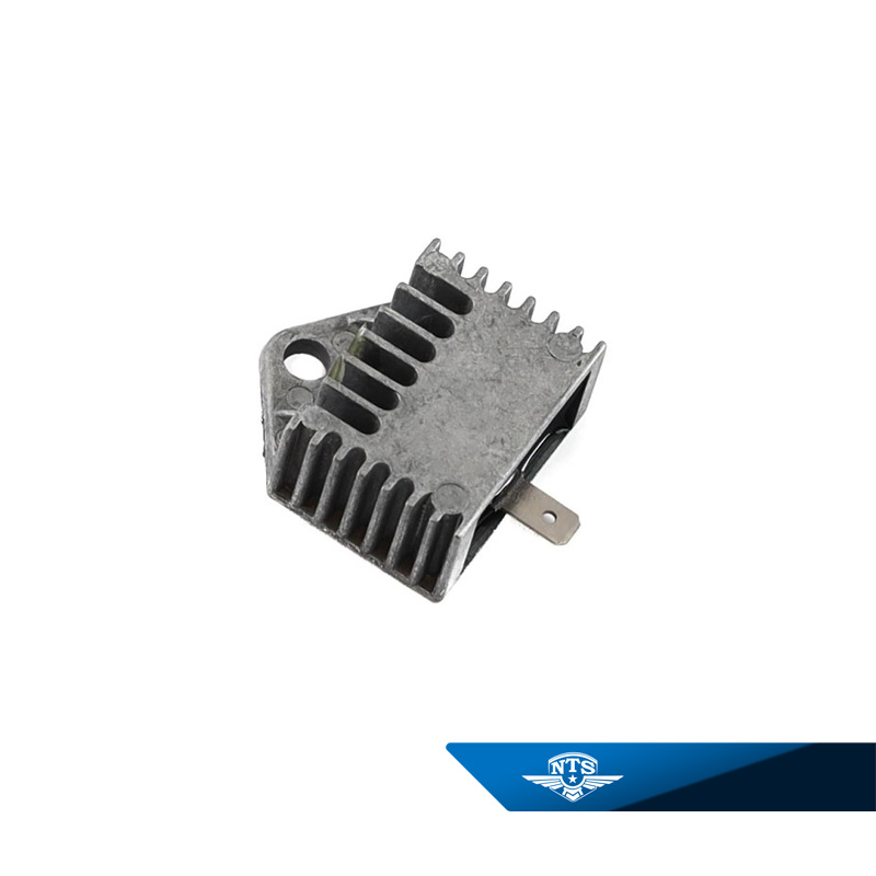 Voltage Limiter (Voltage Regulator) 12V-6A/1-pole, Universal