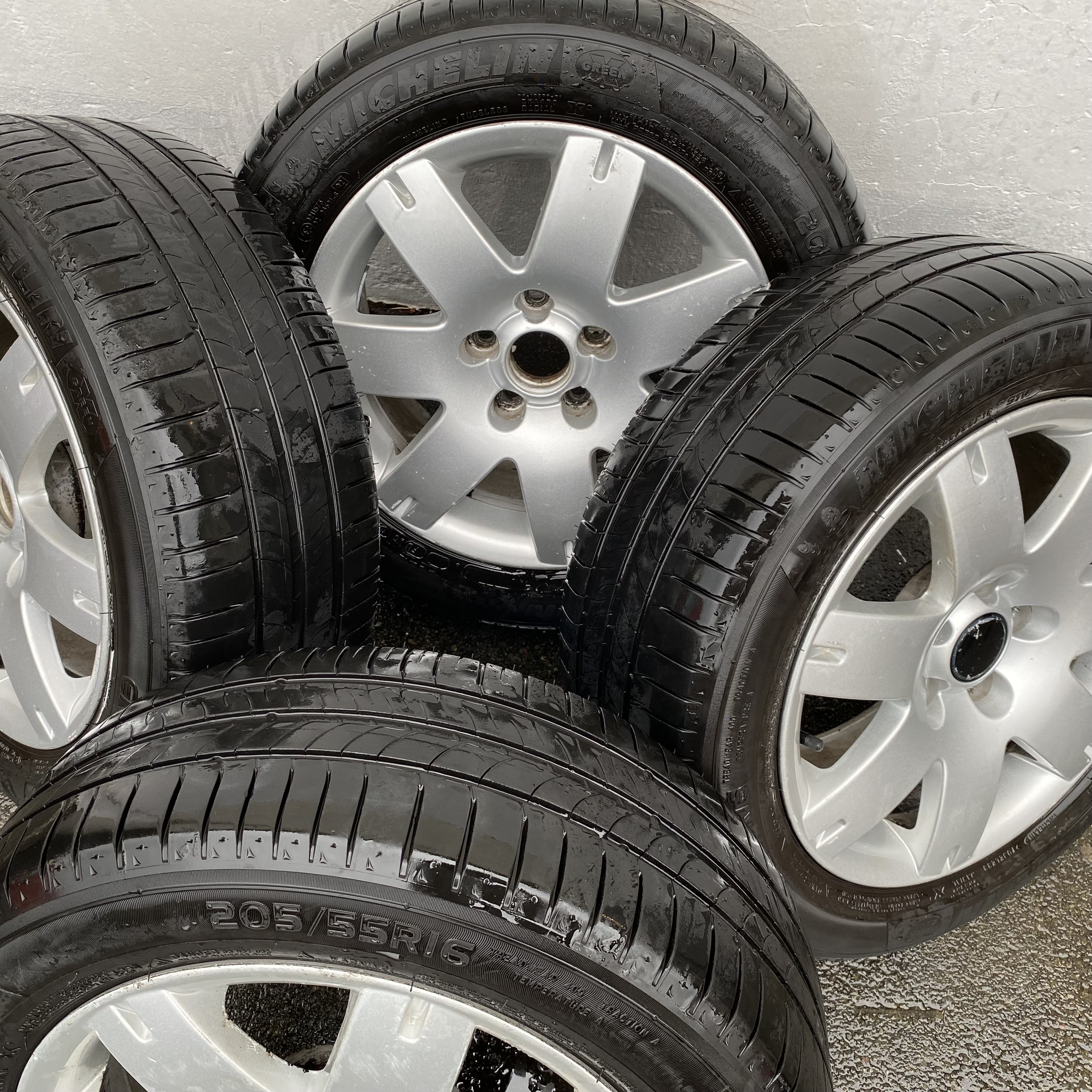 Kompletta Sommarhjul | 16" VW Passat 7 Spoke 3B0601025L | 5x112 7x16 ET37 57.1 + 205/55 R16 91V Michelin Energy Saver | V48-2012 | 4.3mm | 4.3m | 3.2mm | 3.2mm  - 3