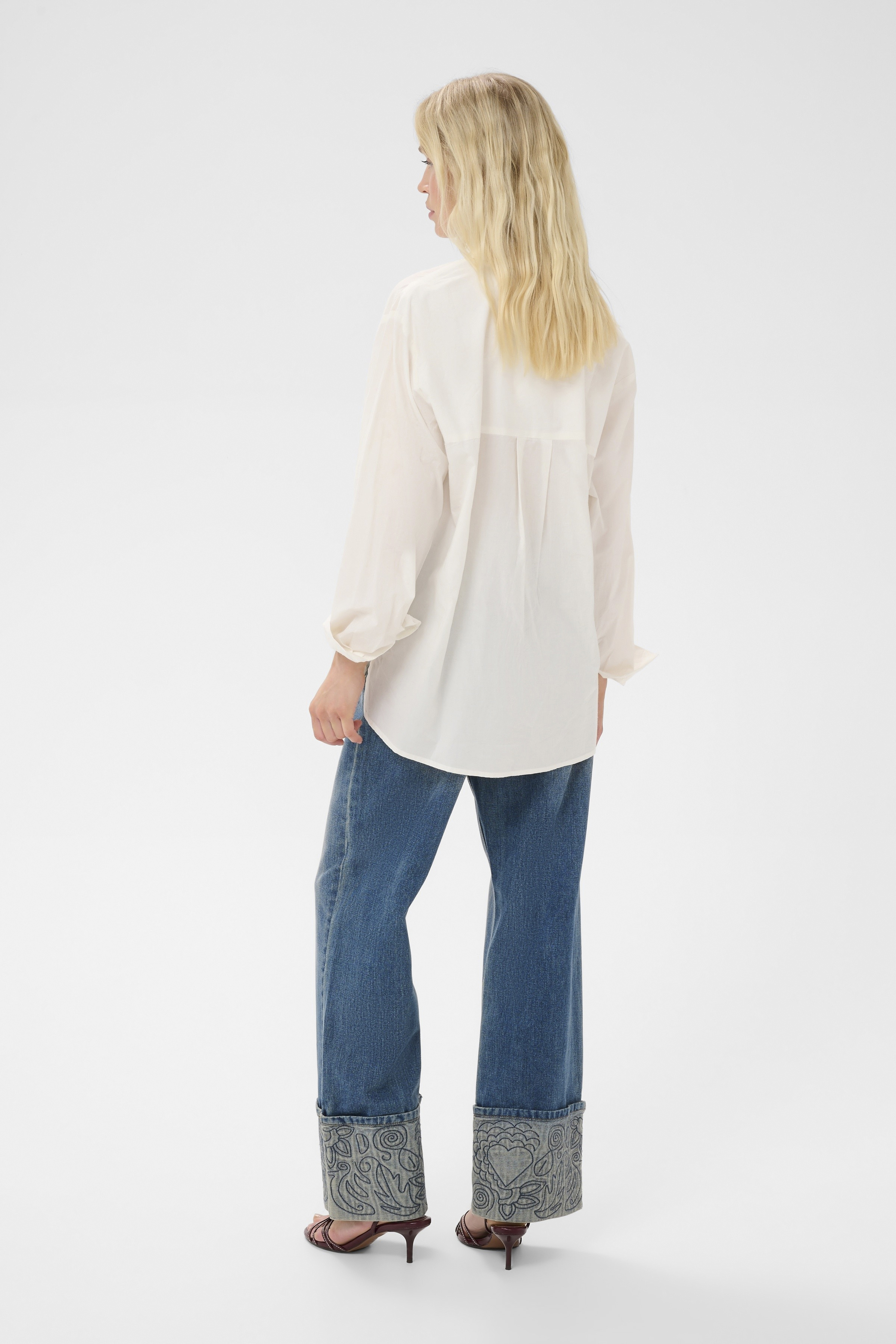 CUodette Shirt Spring Gardenia Vit skjorta med brodyr