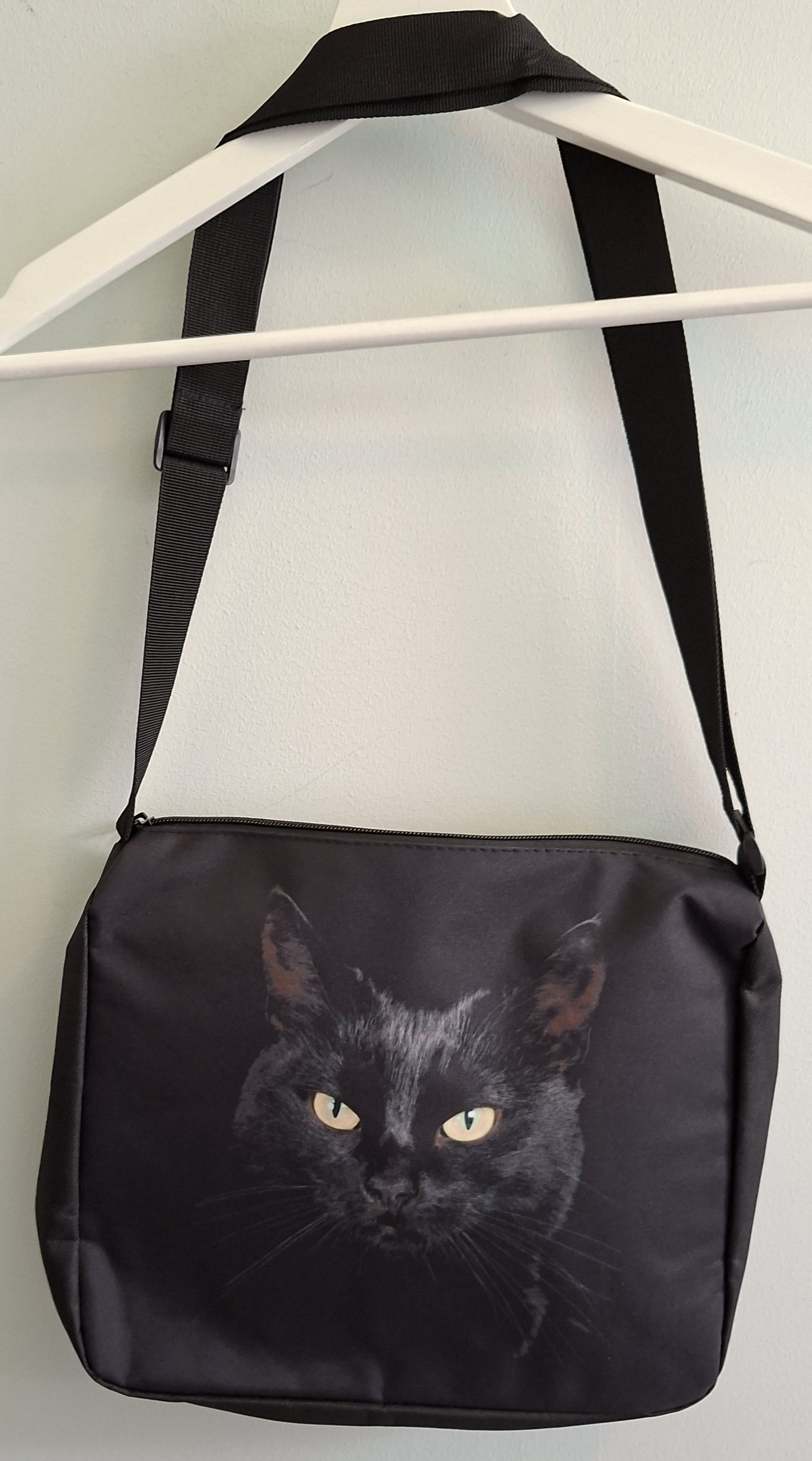 Väska "Svart väska med svart katt"
