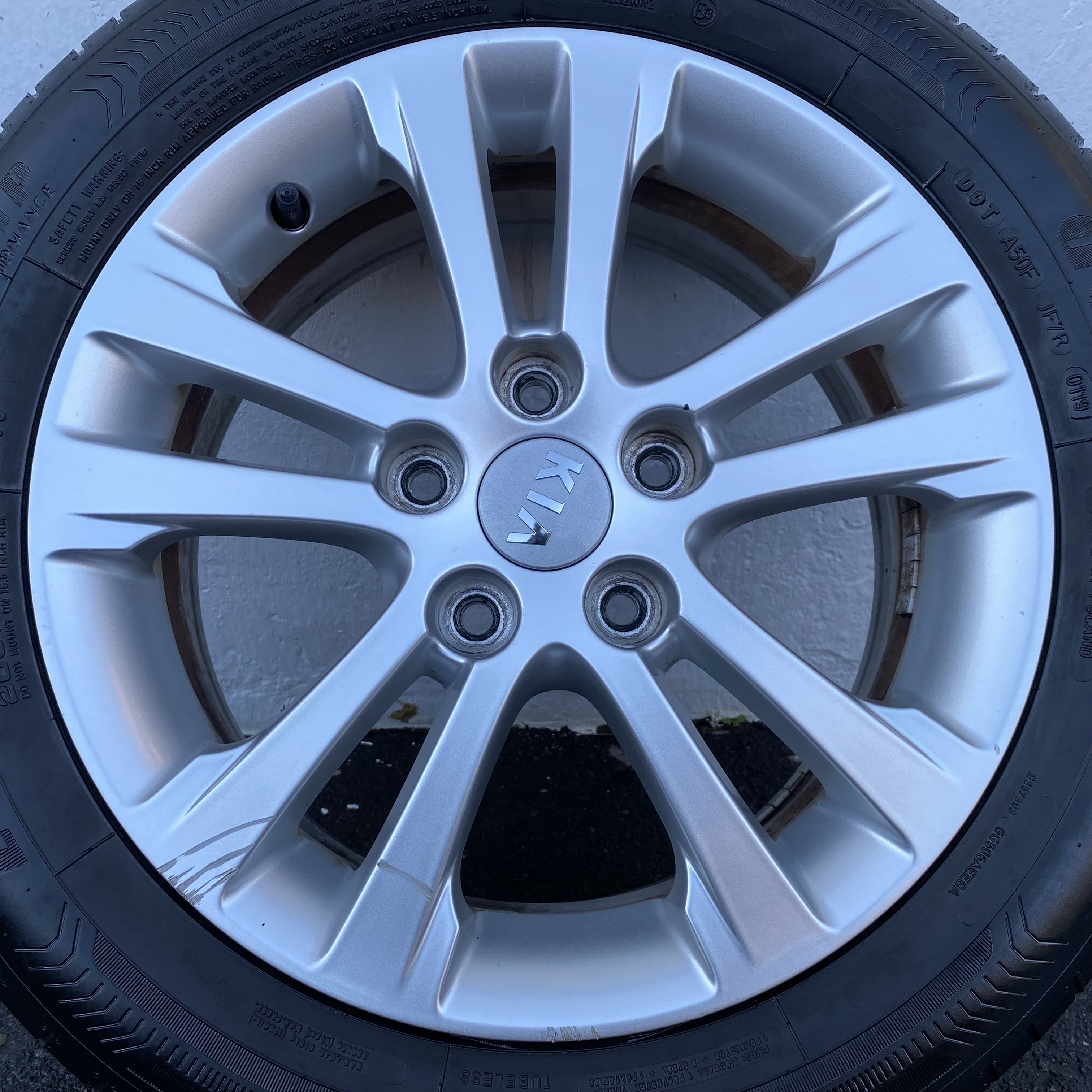 Kompletta Sommarhjul | 16" KIA CEED 52910A2220 | 5x114.3 6.5x16 ET50 67.1 + 2 st 205/55 R16 91V Goodyear Efficient Grip Performance 2 | V46-2021 | 7mm | 7mm + 2 st 205/55 R16 91V Goodyear Efficient Grip Performance  | V01-2019 | 3.5mm | 3.5mm - 10