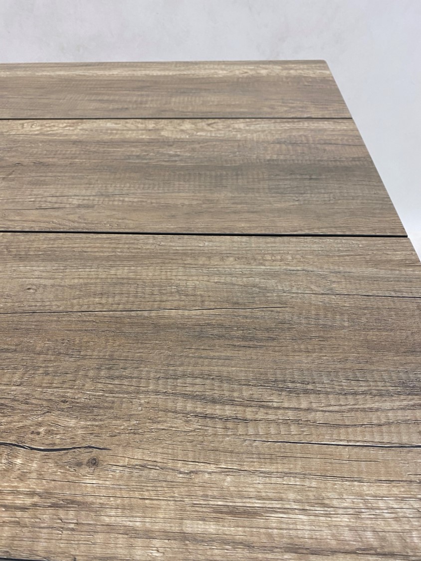 X-Leg utematbord i khaki och wood-look för altan, uterum och uteplats