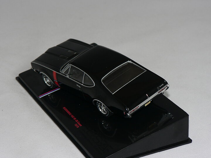 Oldsmobile  442  W-30  1970  1:43 Ixo