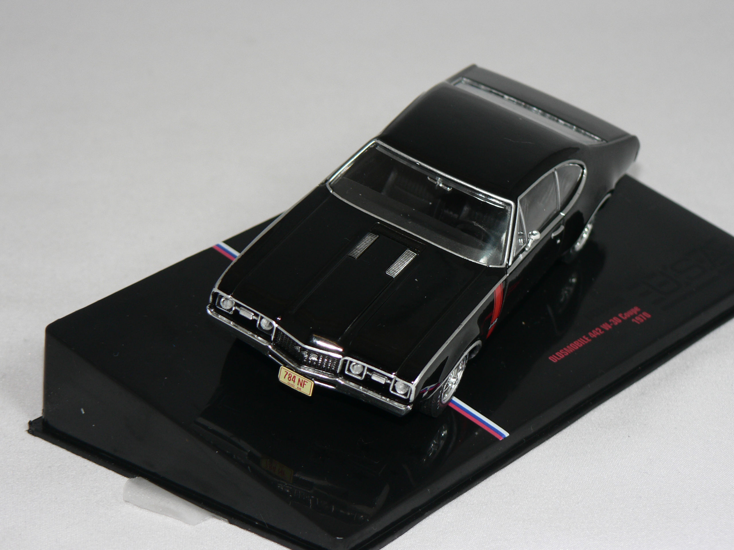 Oldsmobile  442  W-30  1970  1:43 Ixo