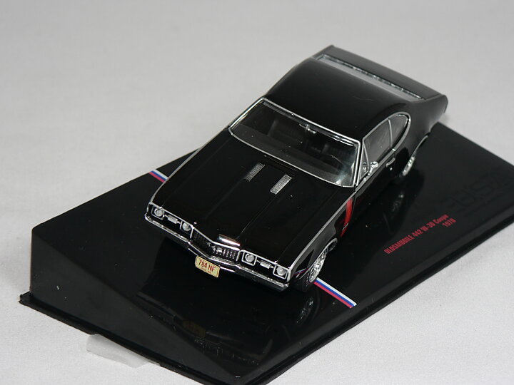 Oldsmobile  442  W-30  1970  1:43 Ixo