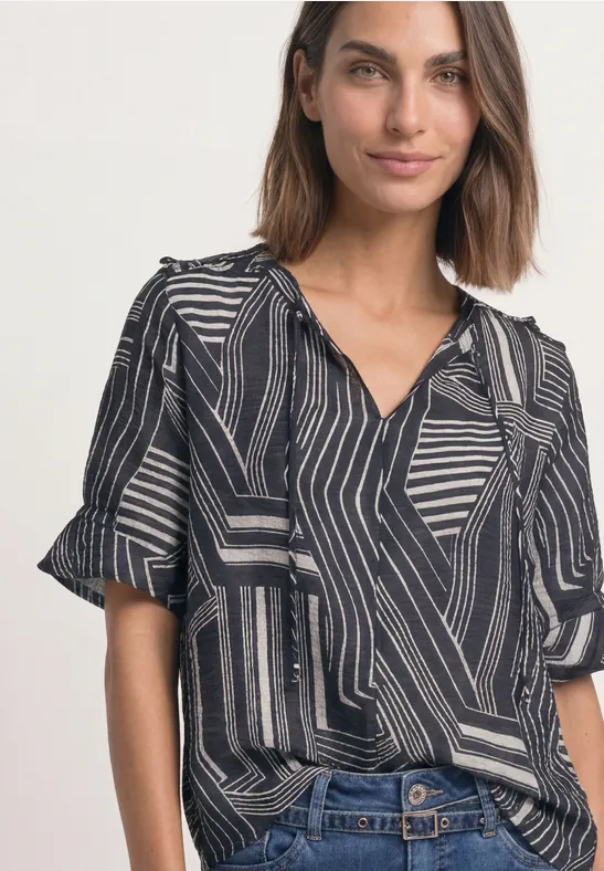Tunic Blouse with Ruffle Details Darkest Blue Mönstrad  Top  - 5