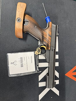 Browning Int II .22LR