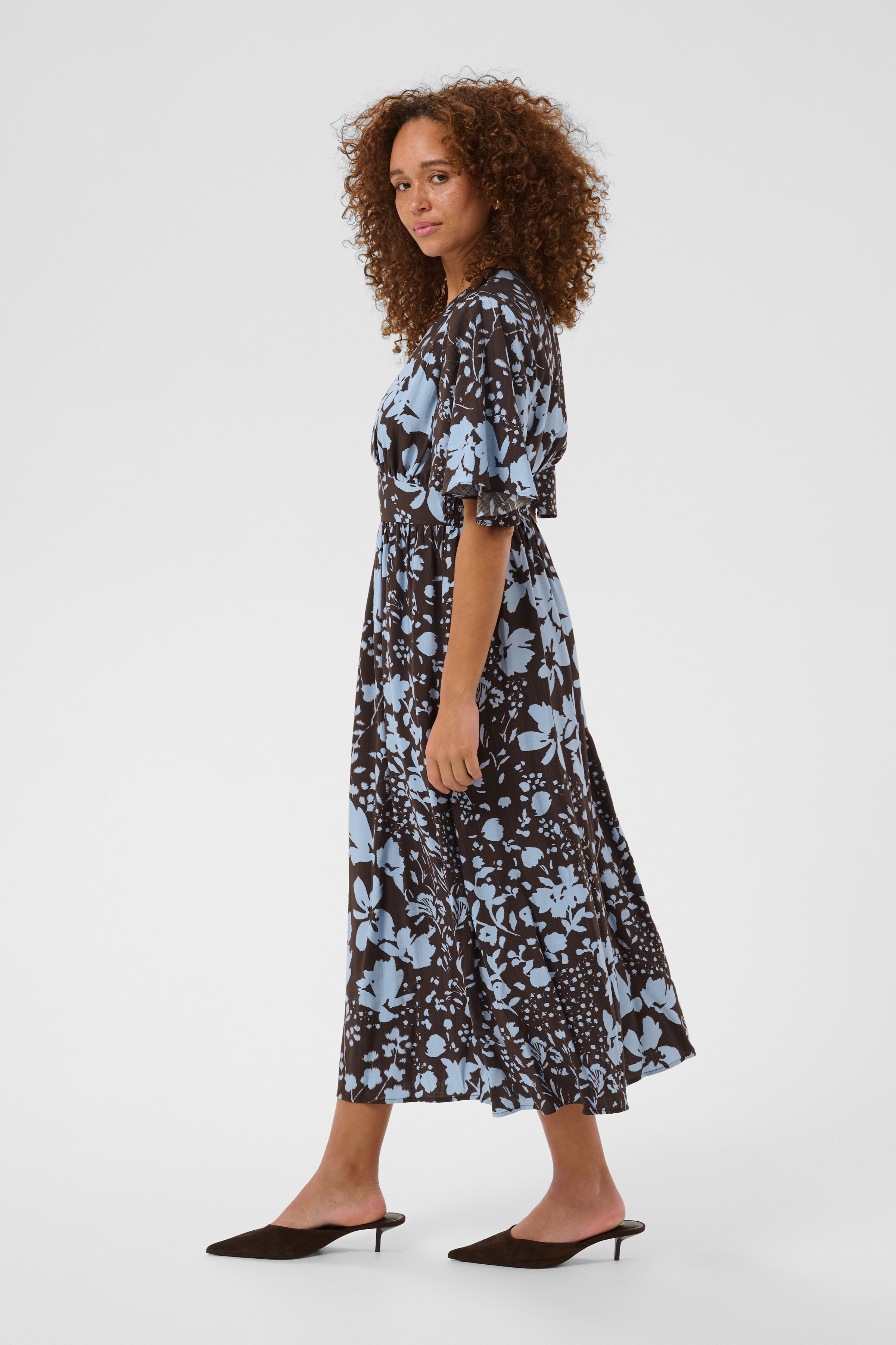 KAnadira Dress Coffee Bean/Blue Fog Flower Mönstrad Klänning - 3