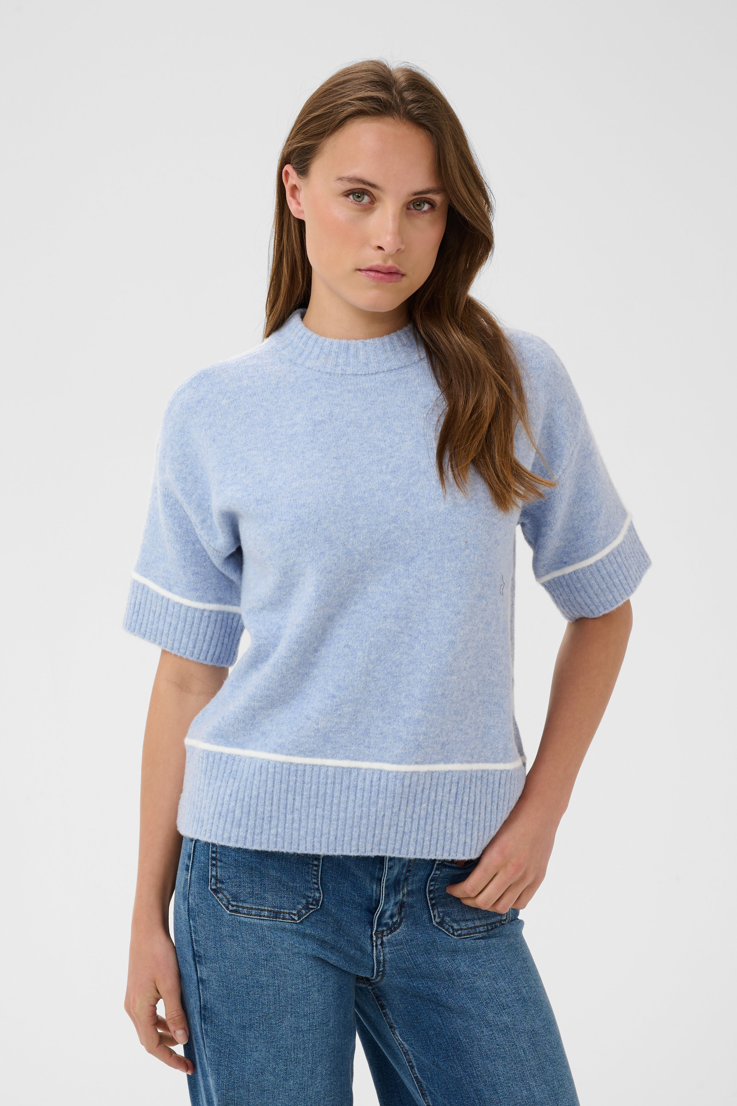 KAjinie Pullover Blue Fog Melange Stickad tröja med kort ärm