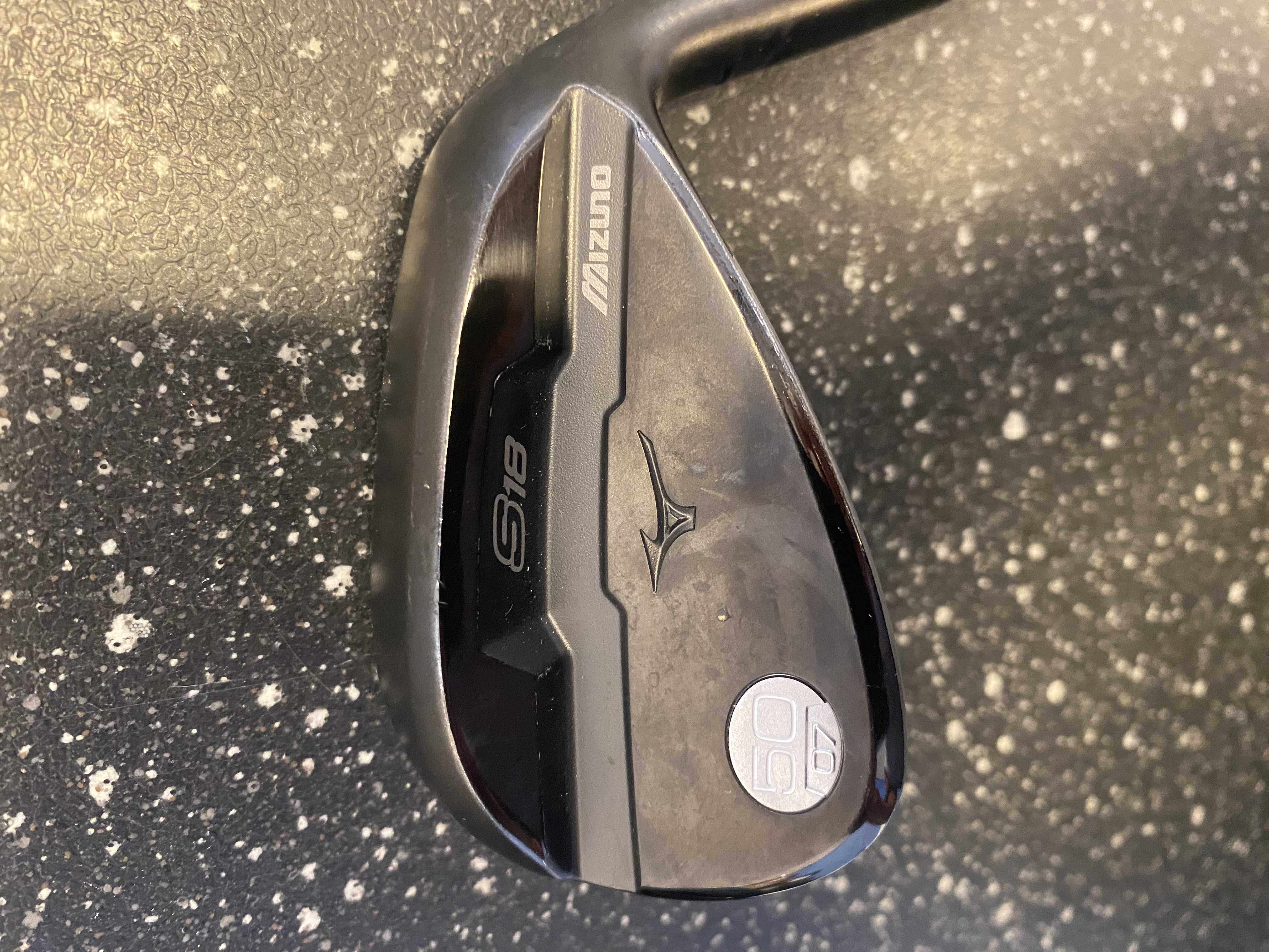 Mizuno S18 Black  50 grader