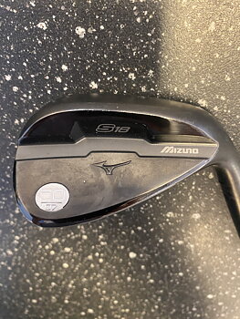 Mizuno S18 Black  50 grader