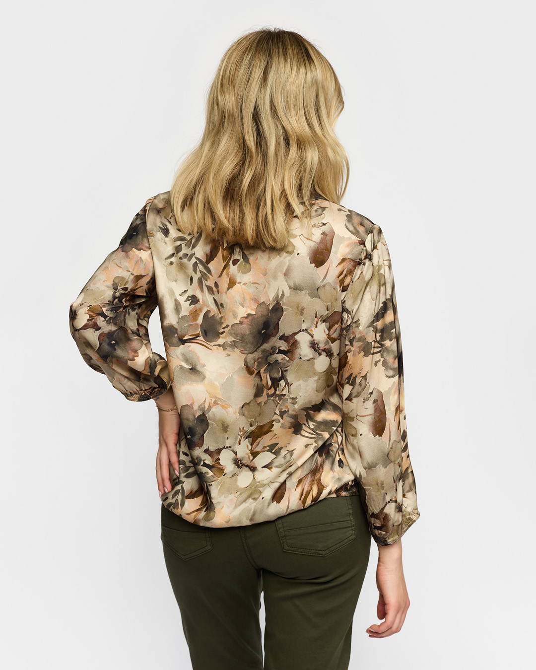 Blus Joan v-ringad blommig beige/brun - 2