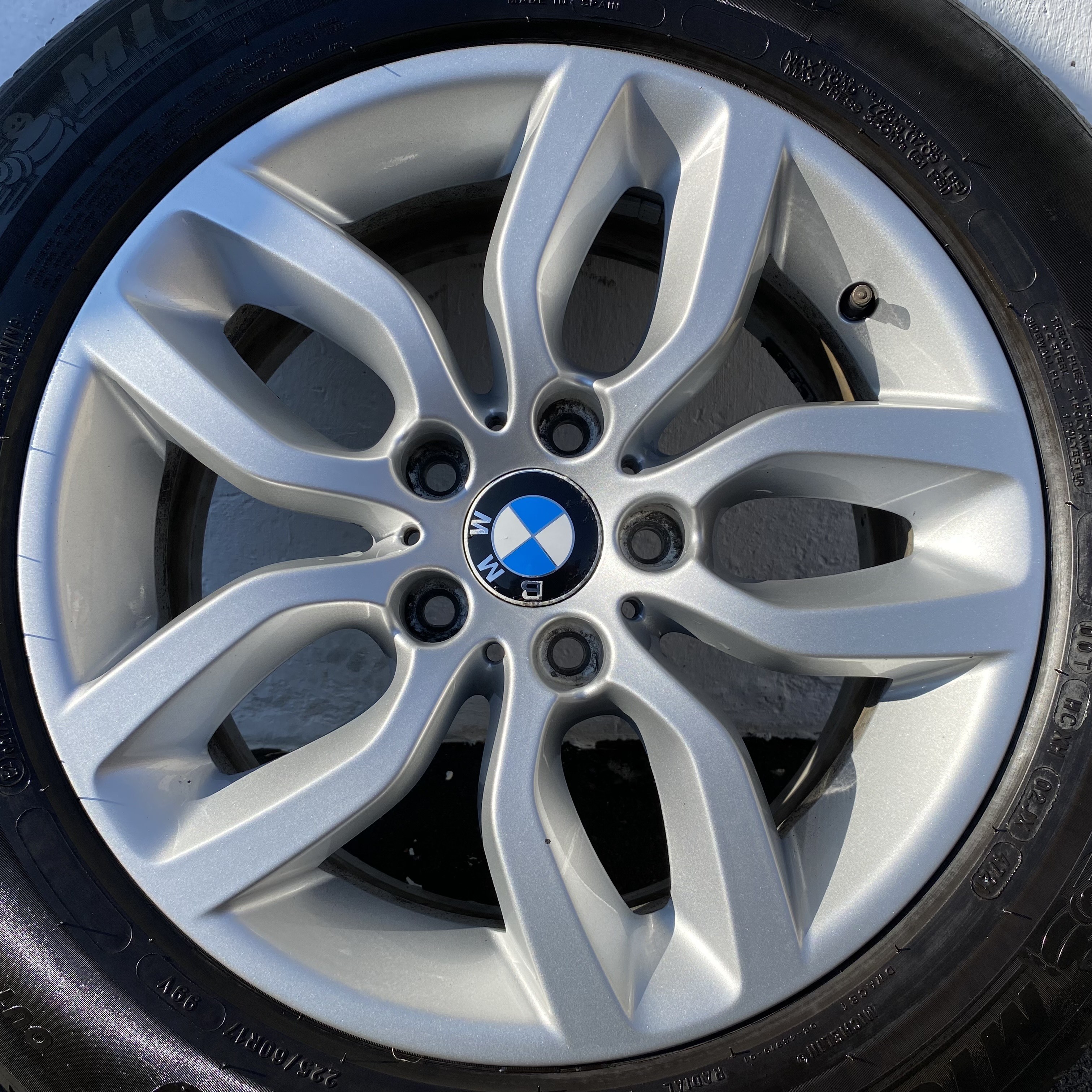 Kompletta Sommarhjul | 17" BMW 6787576 X3 F25 + X4 F26 | 5x120 7.5x17 ET32 72.6 + 225/60 R17 99V Michelin Primacy 4 | V47-2021 | 4mm | 4m | 3.5mm | 3.5mm  - 18