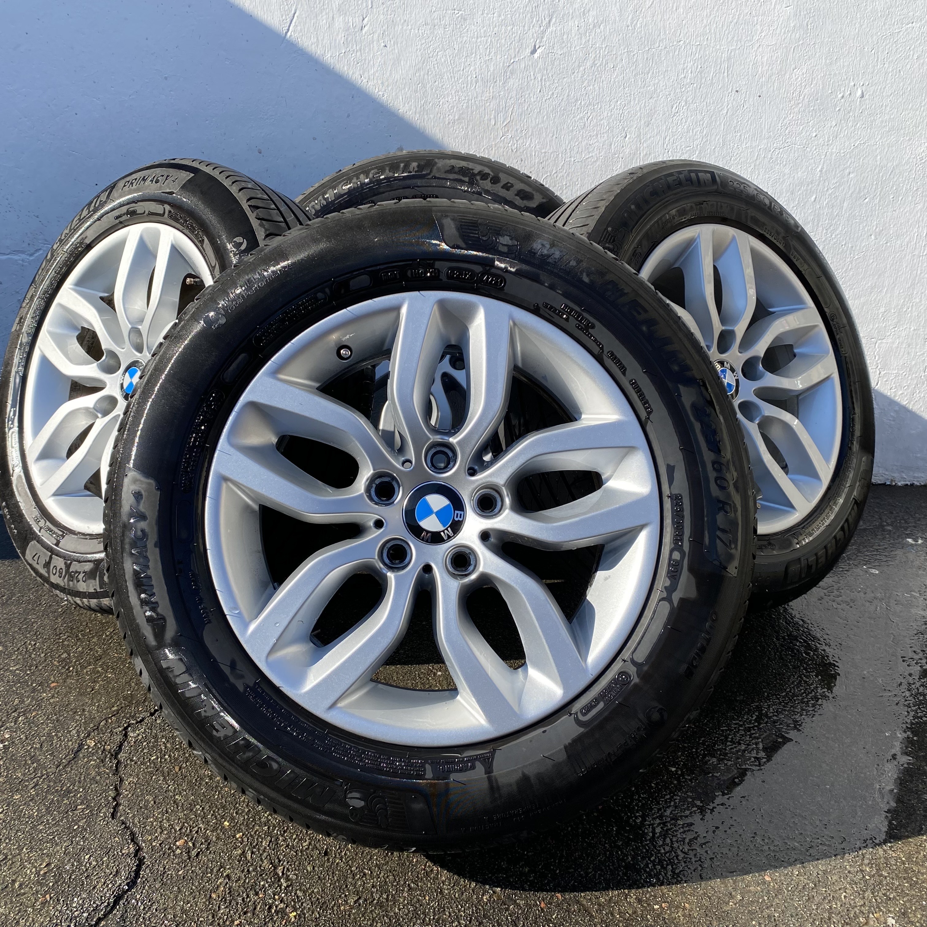 Kompletta Sommarhjul | 17" BMW 6787576 X3 F25 + X4 F26 | 5x120 7.5x17 ET32 72.6 + 225/60 R17 99V Michelin Primacy 4 | V47-2021 | 4mm | 4m | 3.5mm | 3.5mm  - 2