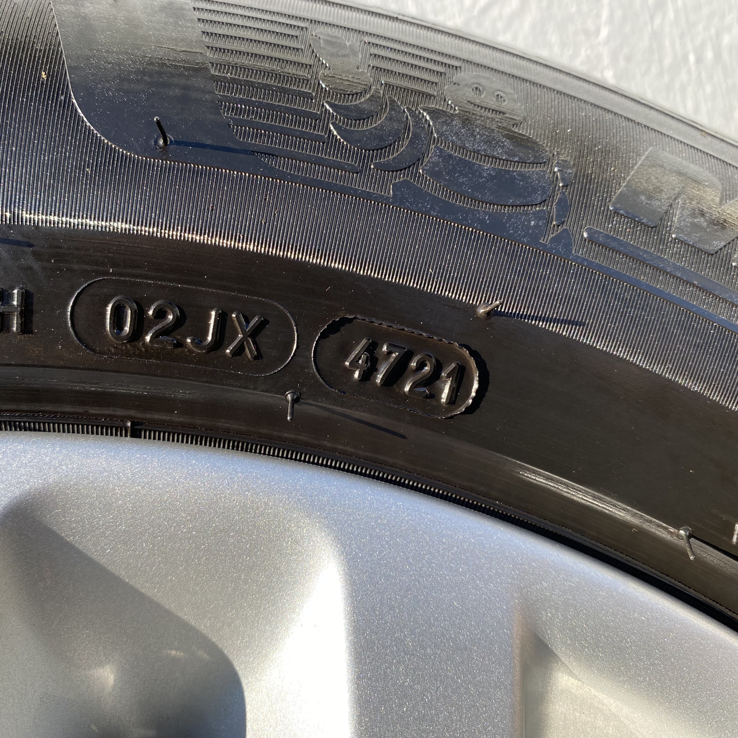 Kompletta Sommarhjul | 17" BMW 6787576 X3 F25 + X4 F26 | 5x120 7.5x17 ET32 72.6 + 225/60 R17 99V Michelin Primacy 4 | V47-2021 | 4mm | 4m | 3.5mm | 3.5mm  - 19