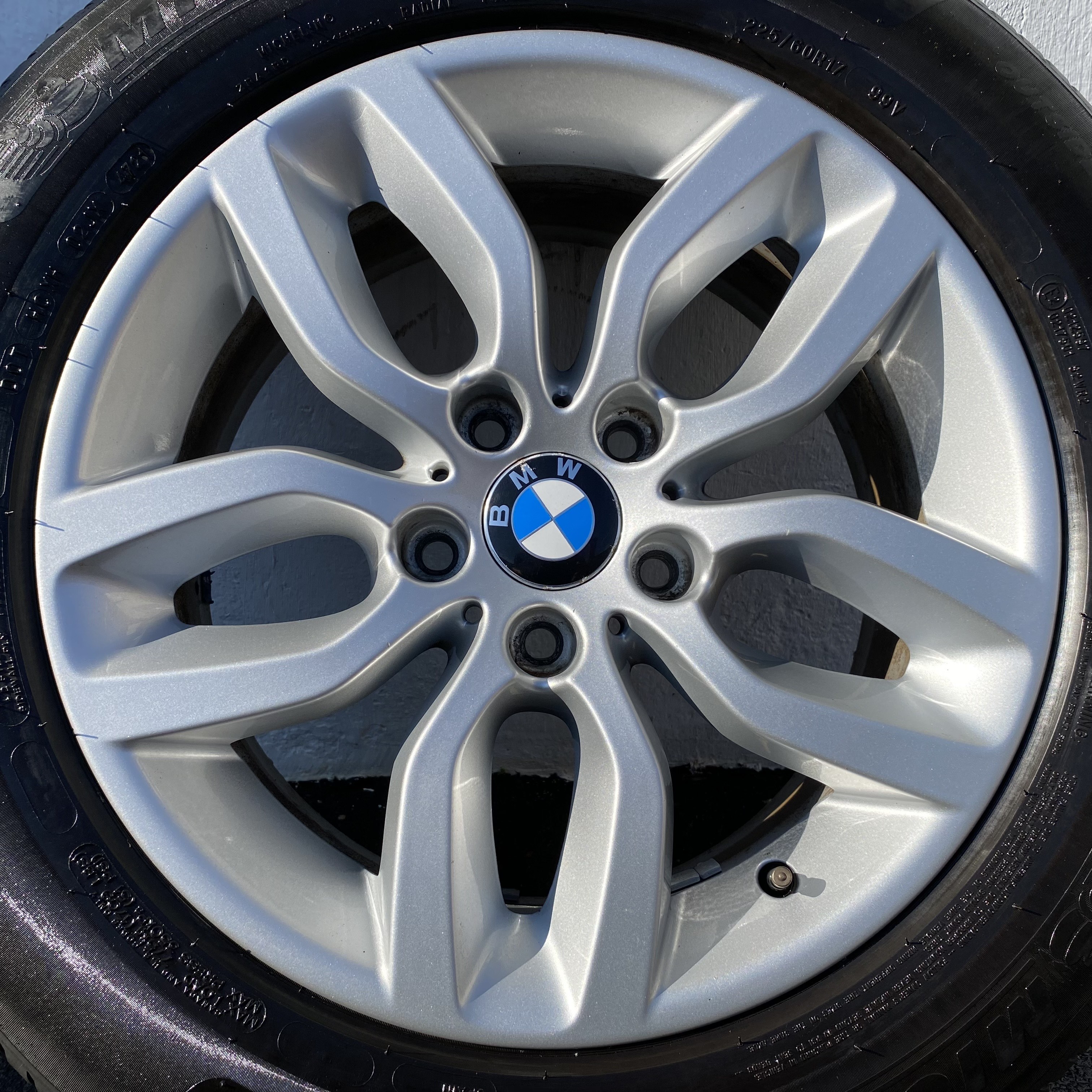 Kompletta Sommarhjul | 17" BMW 6787576 X3 F25 + X4 F26 | 5x120 7.5x17 ET32 72.6 + 225/60 R17 99V Michelin Primacy 4 | V47-2021 | 4mm | 4m | 3.5mm | 3.5mm  - 10
