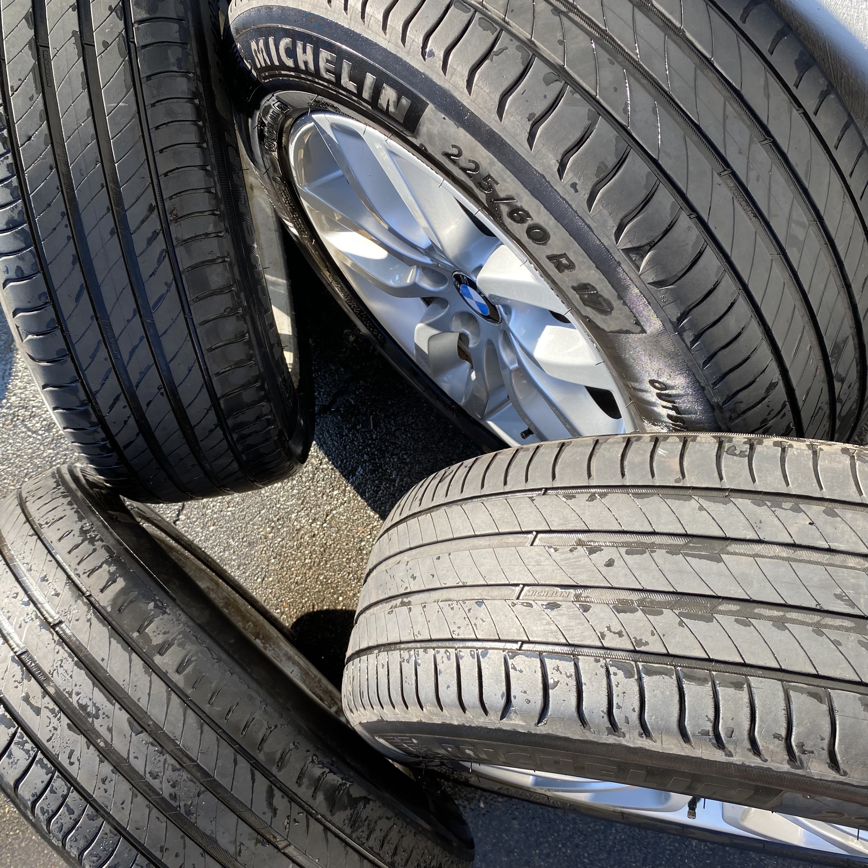 Kompletta Sommarhjul | 17" BMW 6787576 X3 F25 + X4 F26 | 5x120 7.5x17 ET32 72.6 + 225/60 R17 99V Michelin Primacy 4 | V47-2021 | 4mm | 4m | 3.5mm | 3.5mm  - 5