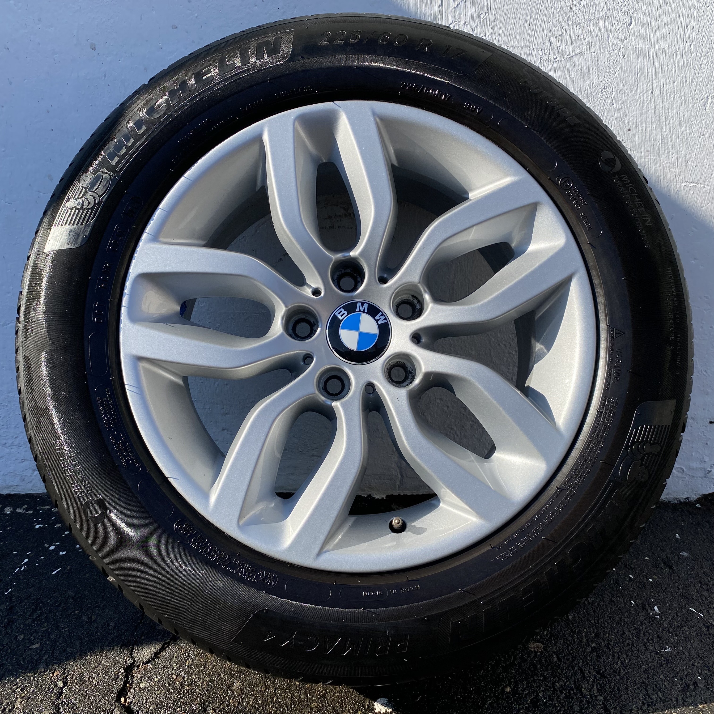 Kompletta Sommarhjul | 17" BMW 6787576 X3 F25 + X4 F26 | 5x120 7.5x17 ET32 72.6 + 225/60 R17 99V Michelin Primacy 4 | V47-2021 | 4mm | 4m | 3.5mm | 3.5mm  - 15