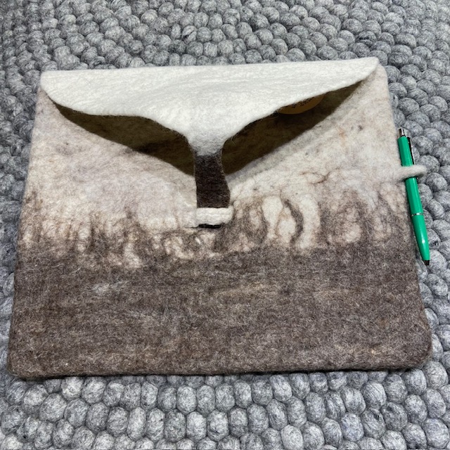 Datorfodral i 100% ull från Wooldesign - 2