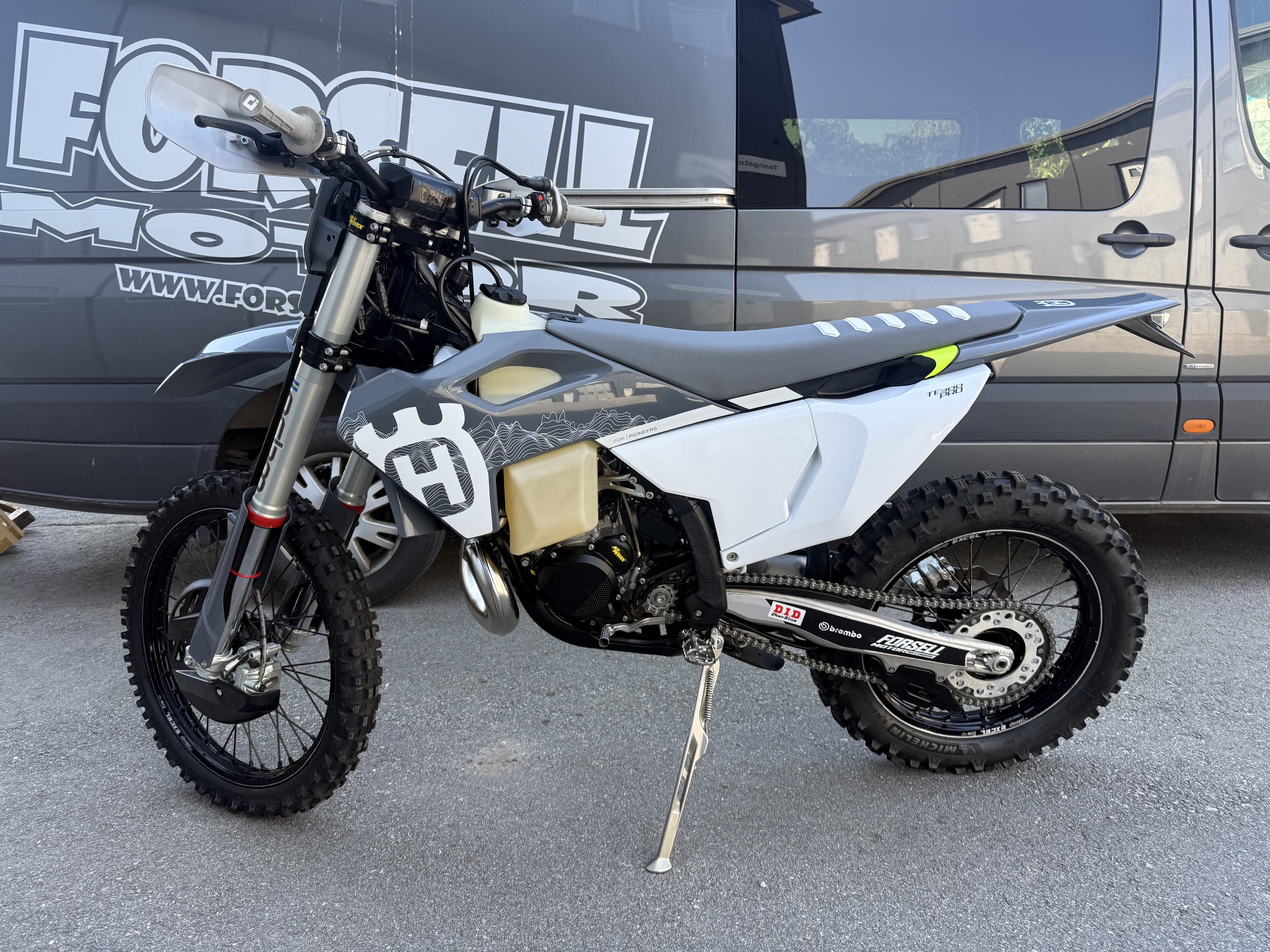 Husqvarna TE300 PRO 2024 / 128tim / Räntefritt 24mån - 2