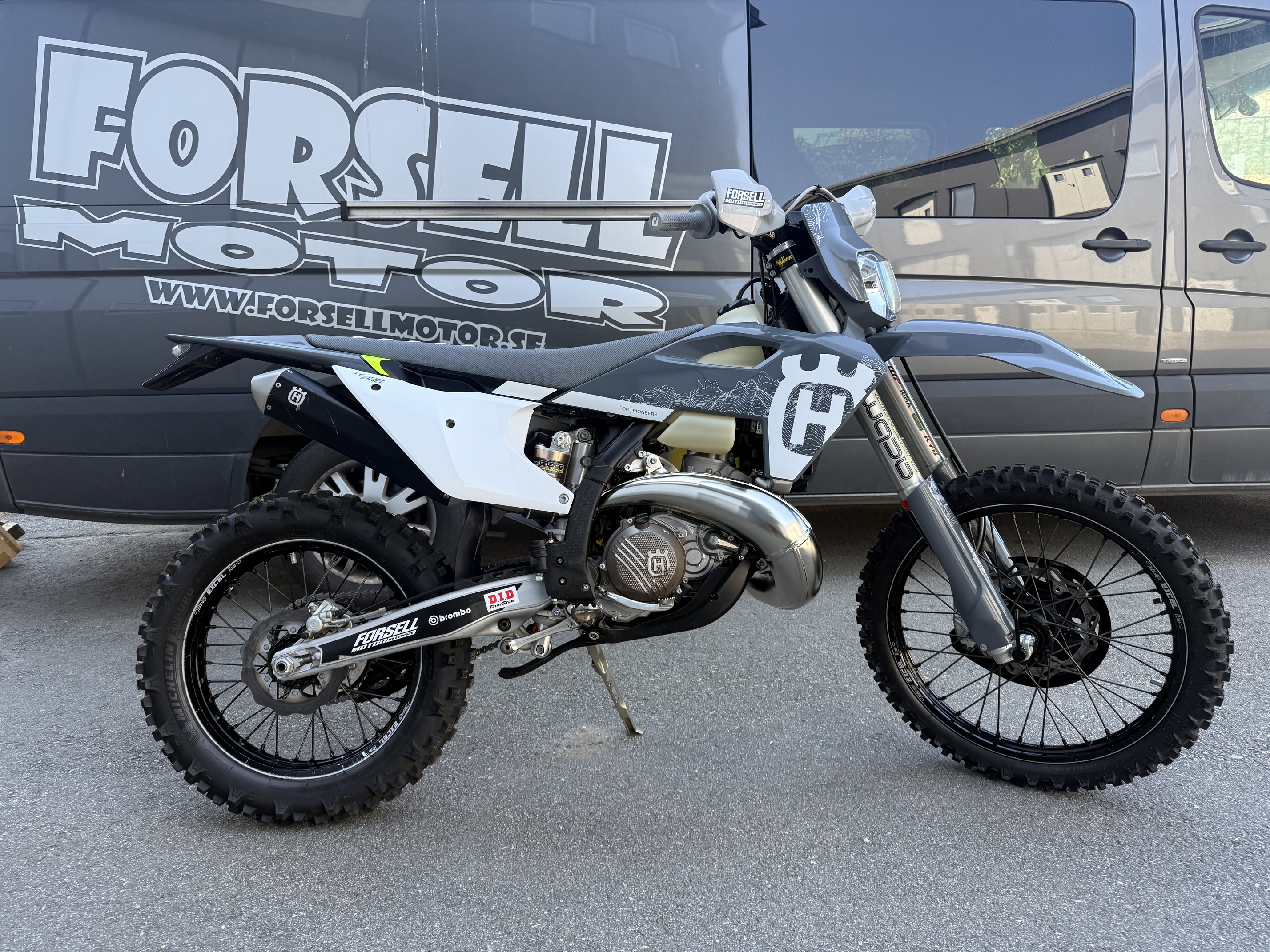 Husqvarna TE300 PRO 2024 / 128tim / Räntefritt 24mån