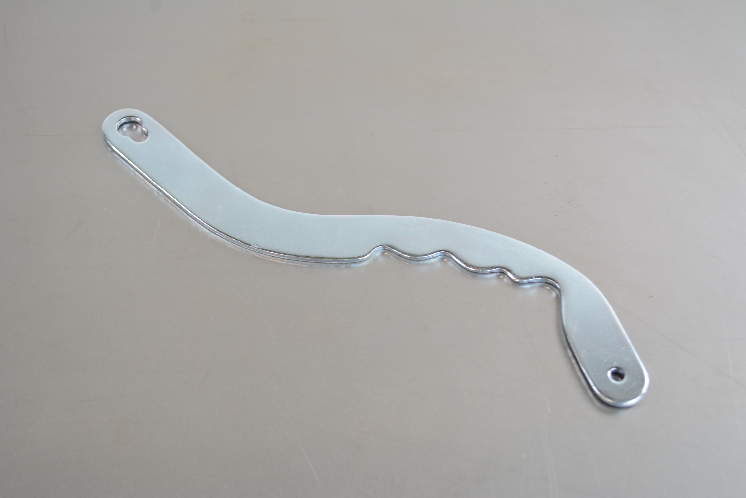 Spärrhake Ventilationslucka 33-34