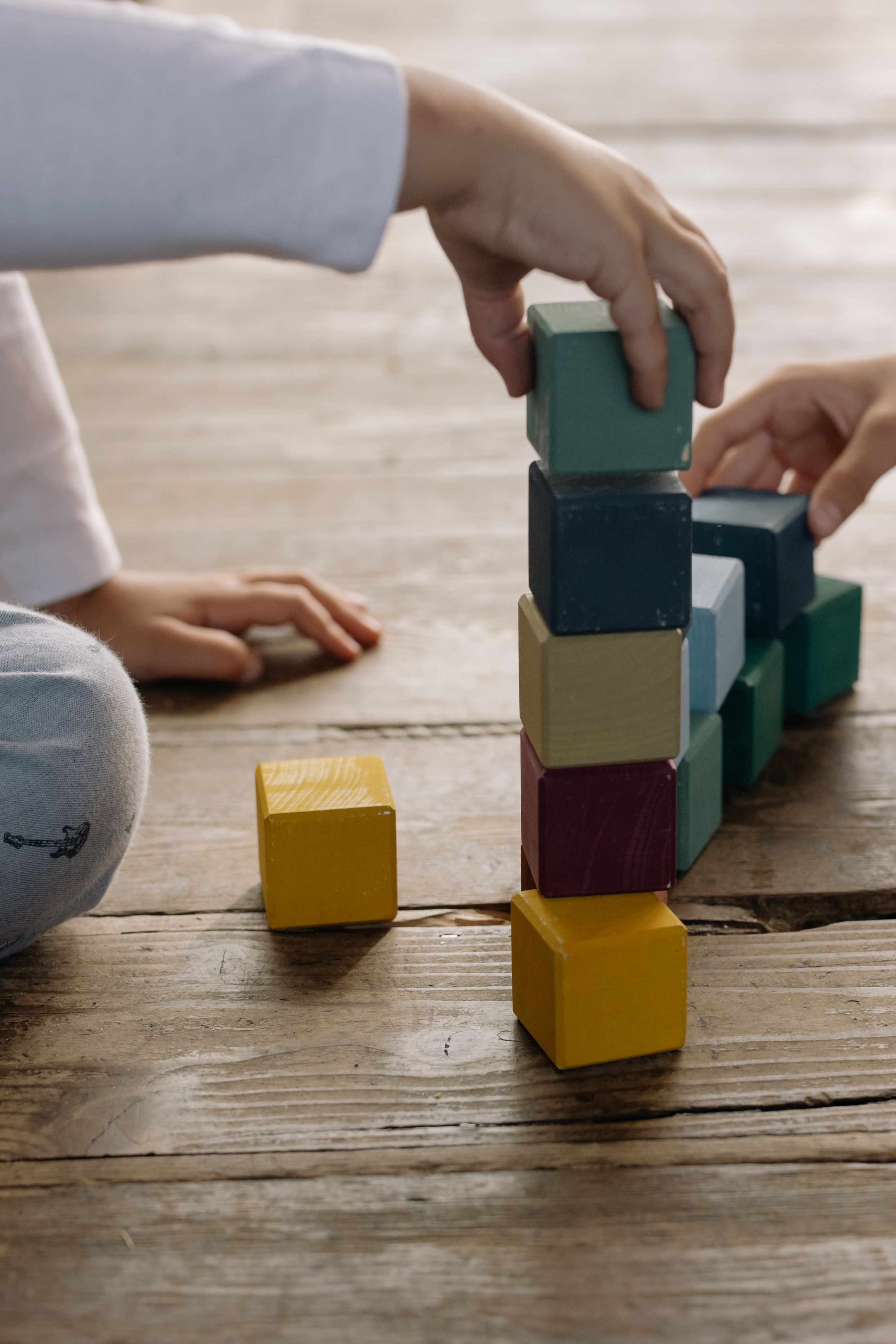 Ekologiska & Giftfria Leksaker för Baby och Barn – Naturlig Lek med Montessori & Glückskäfer - 2