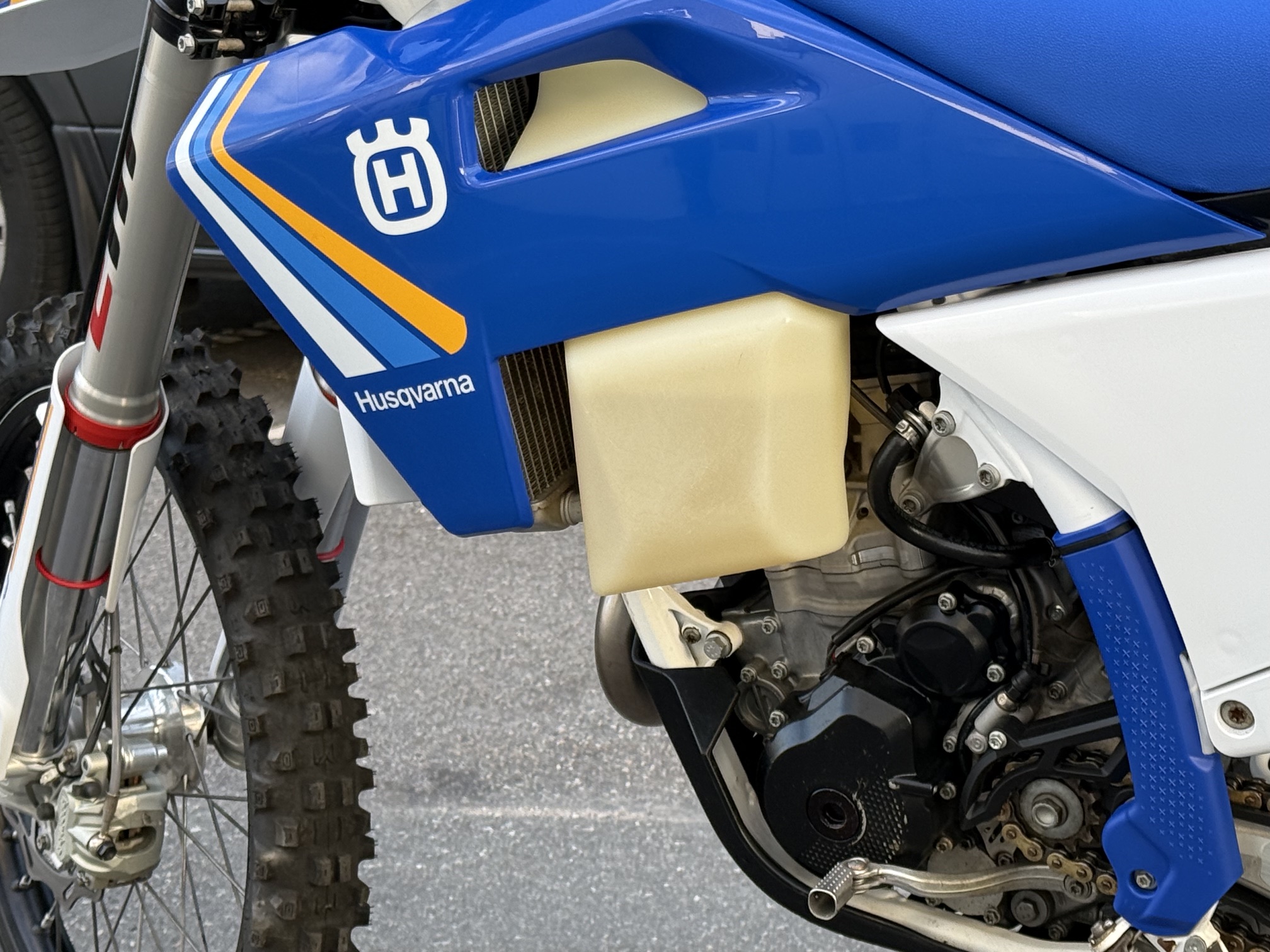 Husqvarna FE250 2025 Heritage / 104tim / Räntefritt 24mån - 4