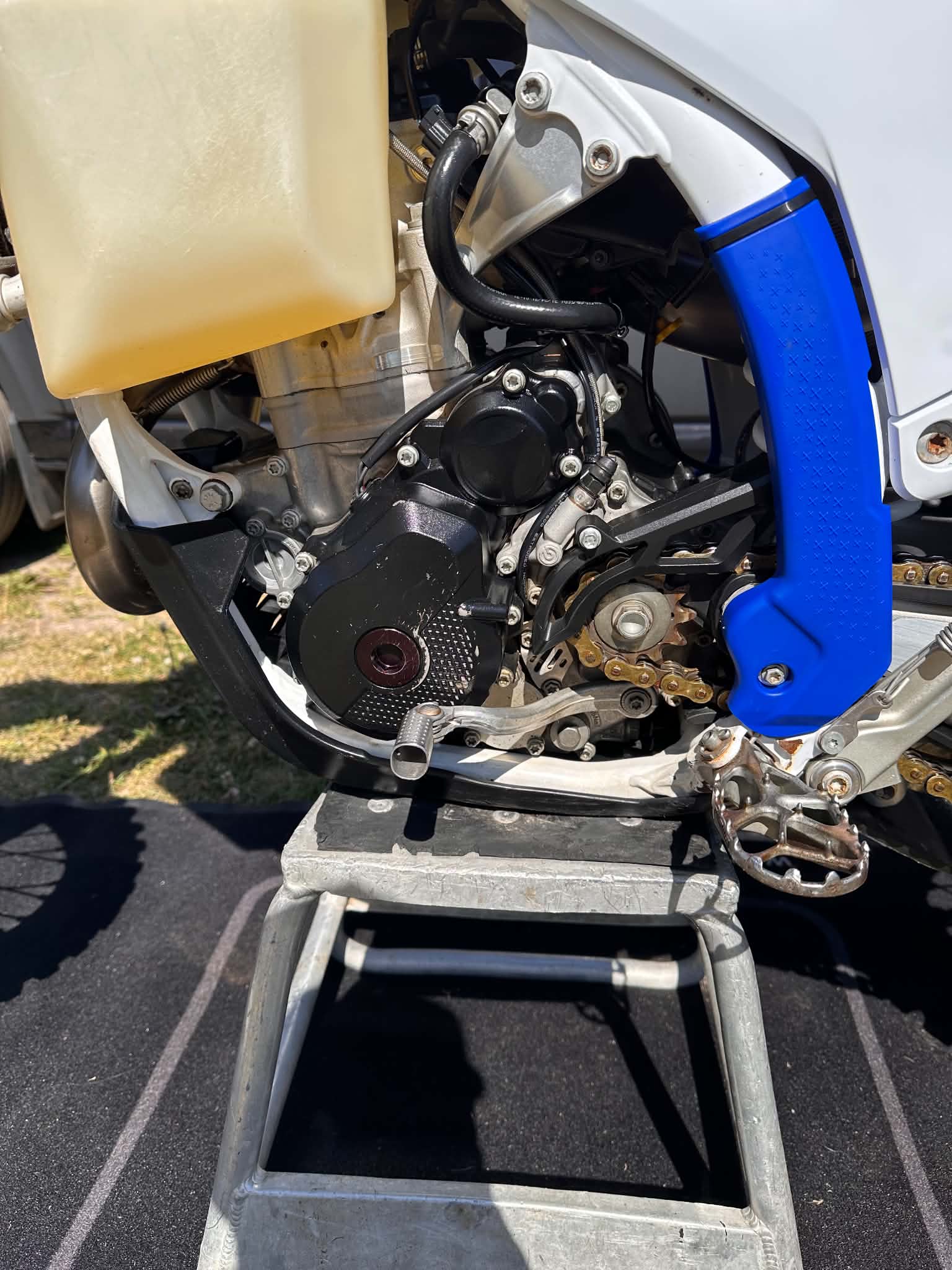 Husqvarna FE250 2025 Heritage / 104tim / Räntefritt 24mån - 6