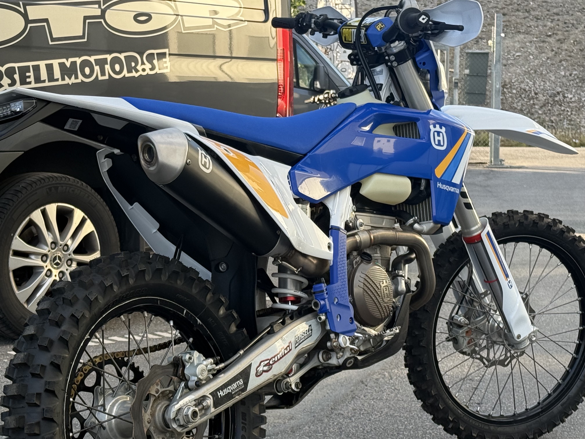 Husqvarna FE250 2025 Heritage / 104tim / Räntefritt 24mån - 7