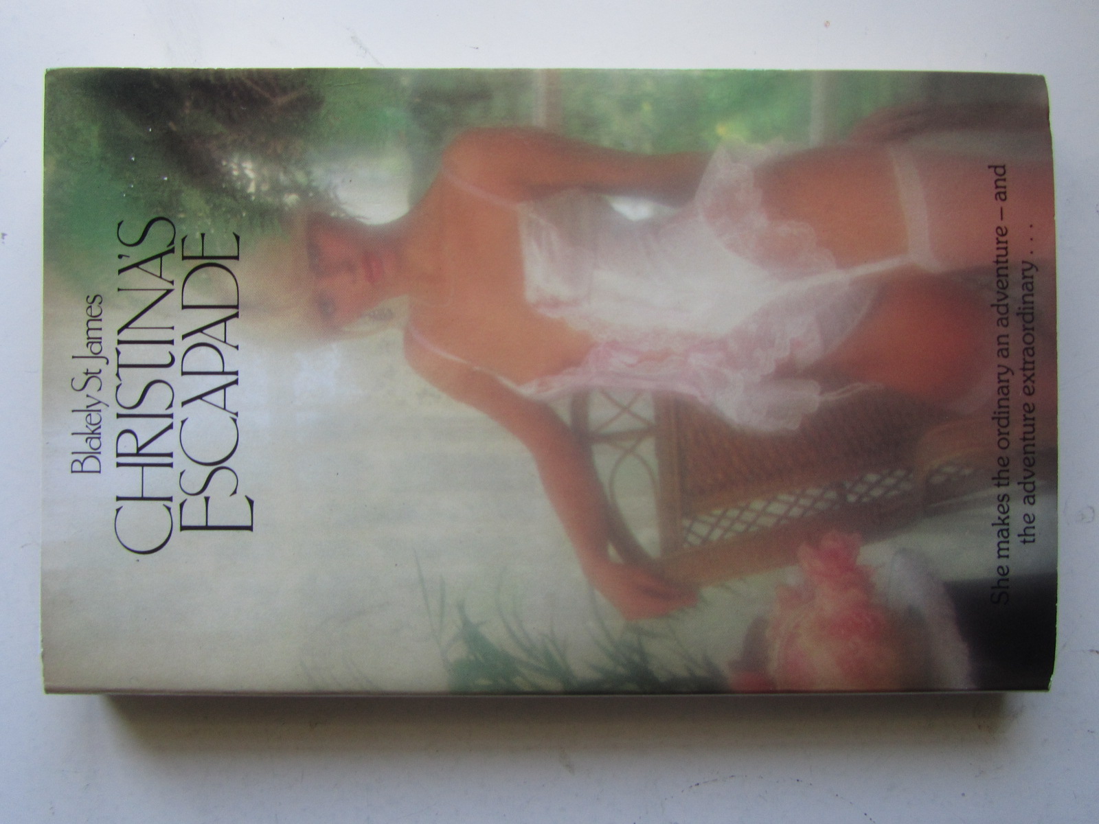 Christina's Escapade av Blakely St. James