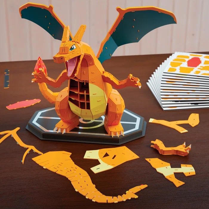 4D Build Pokémon 37 cm - Charizard - 4