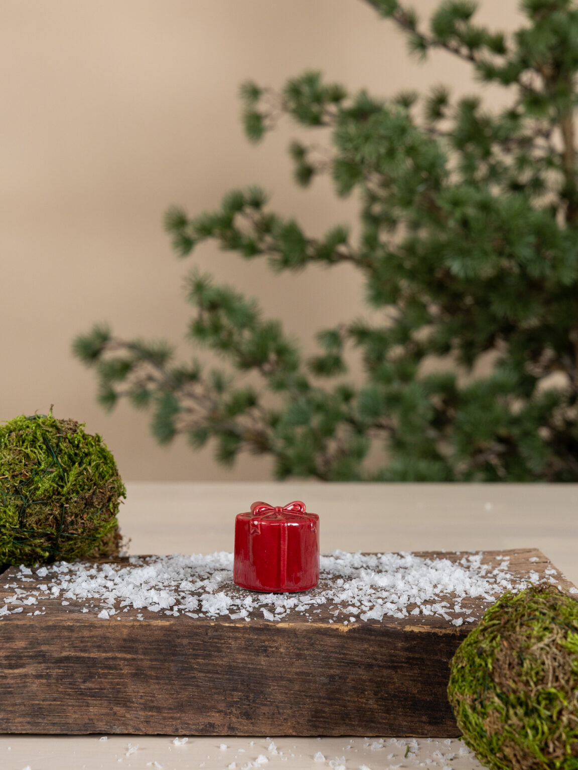 Kramhult - Round decoration - Package - Red 4 x 4 x 4 cm