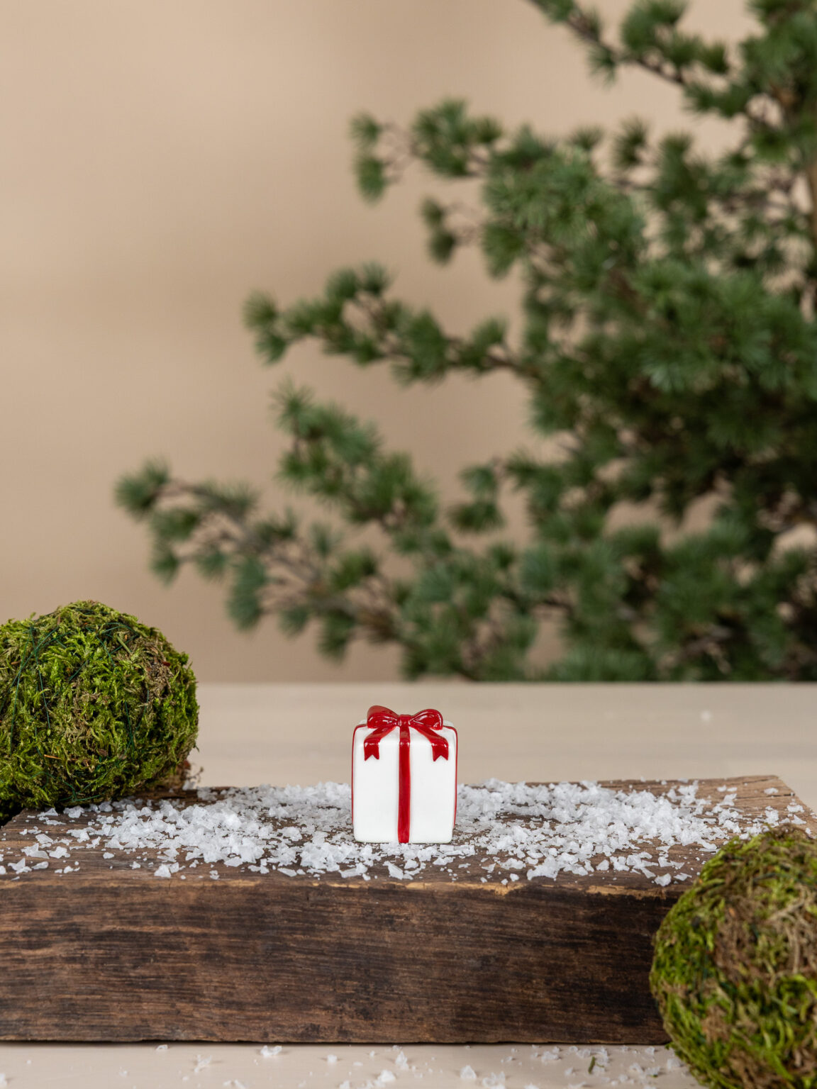 Kramhult - Square decoration - Package - Red/White 3 x 3 x 4 cm