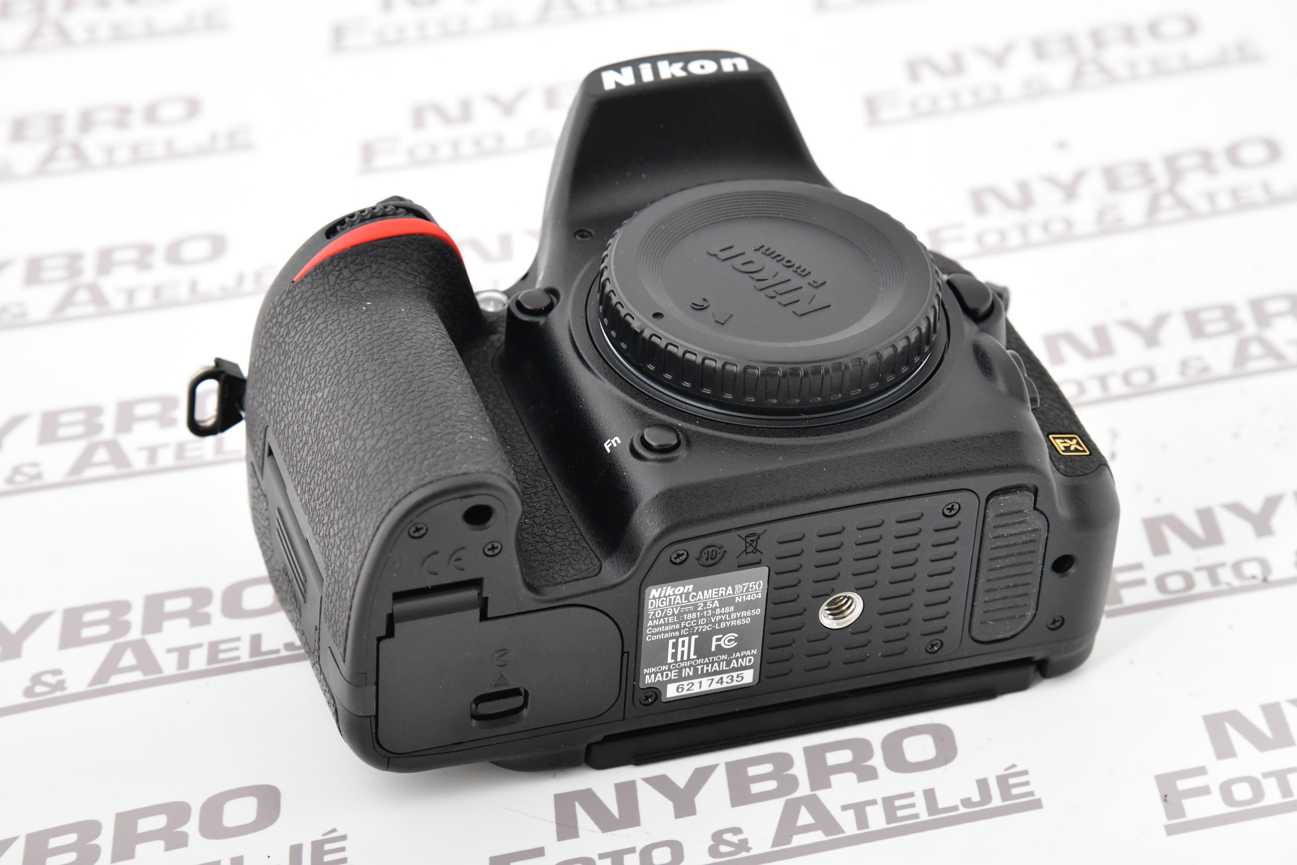 Nikon D750 - 3