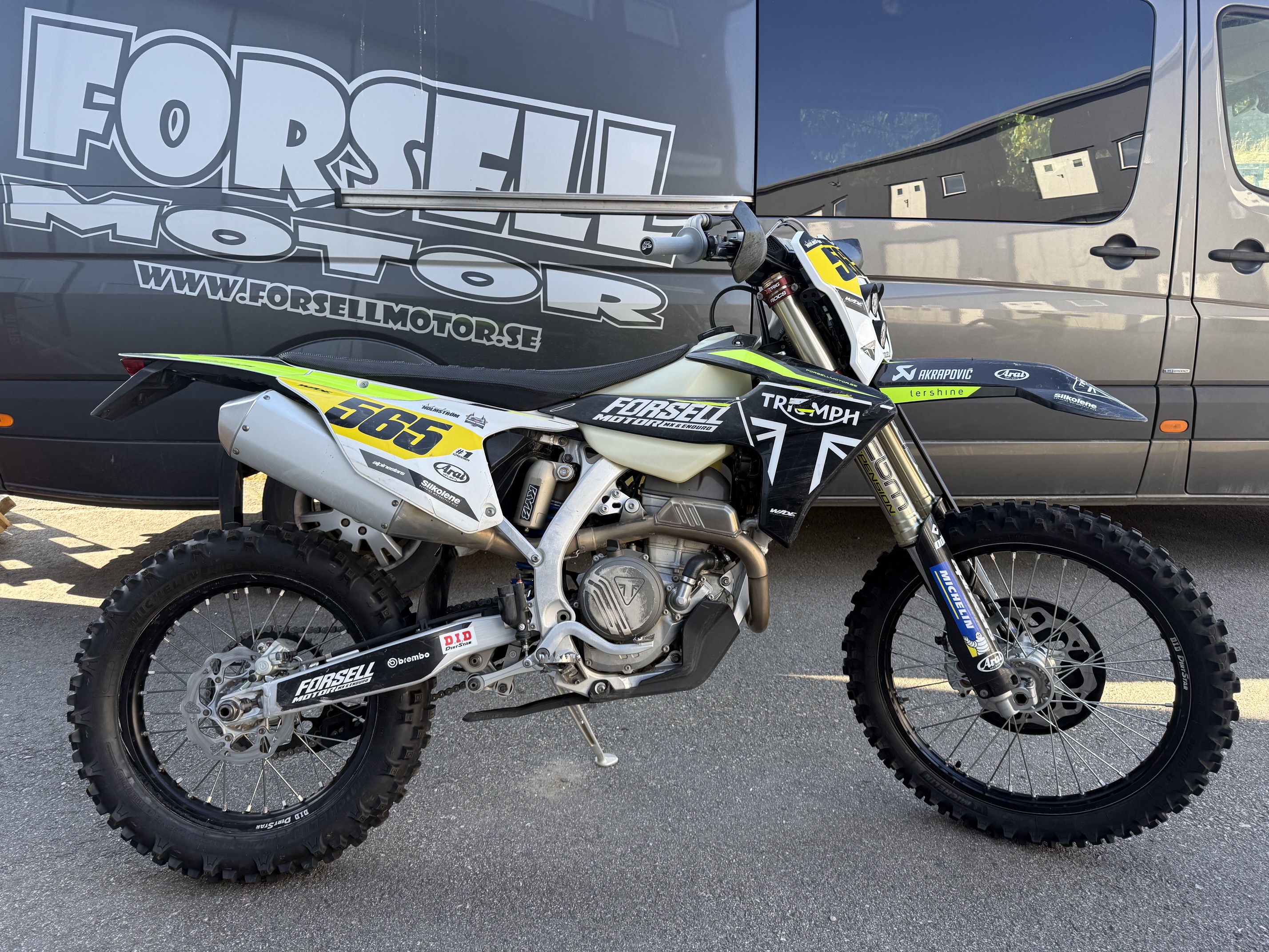 Triumph TF250-E 2026 / 60tim / Räntefritt 36mån