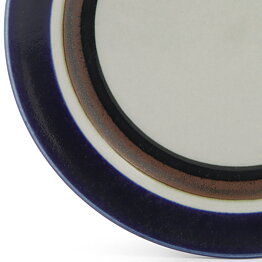 Anja Jaatinen-Winquist (Saara 1971) Plate with Blue/Brown/Black Decor 20 cm  [Sample Images]